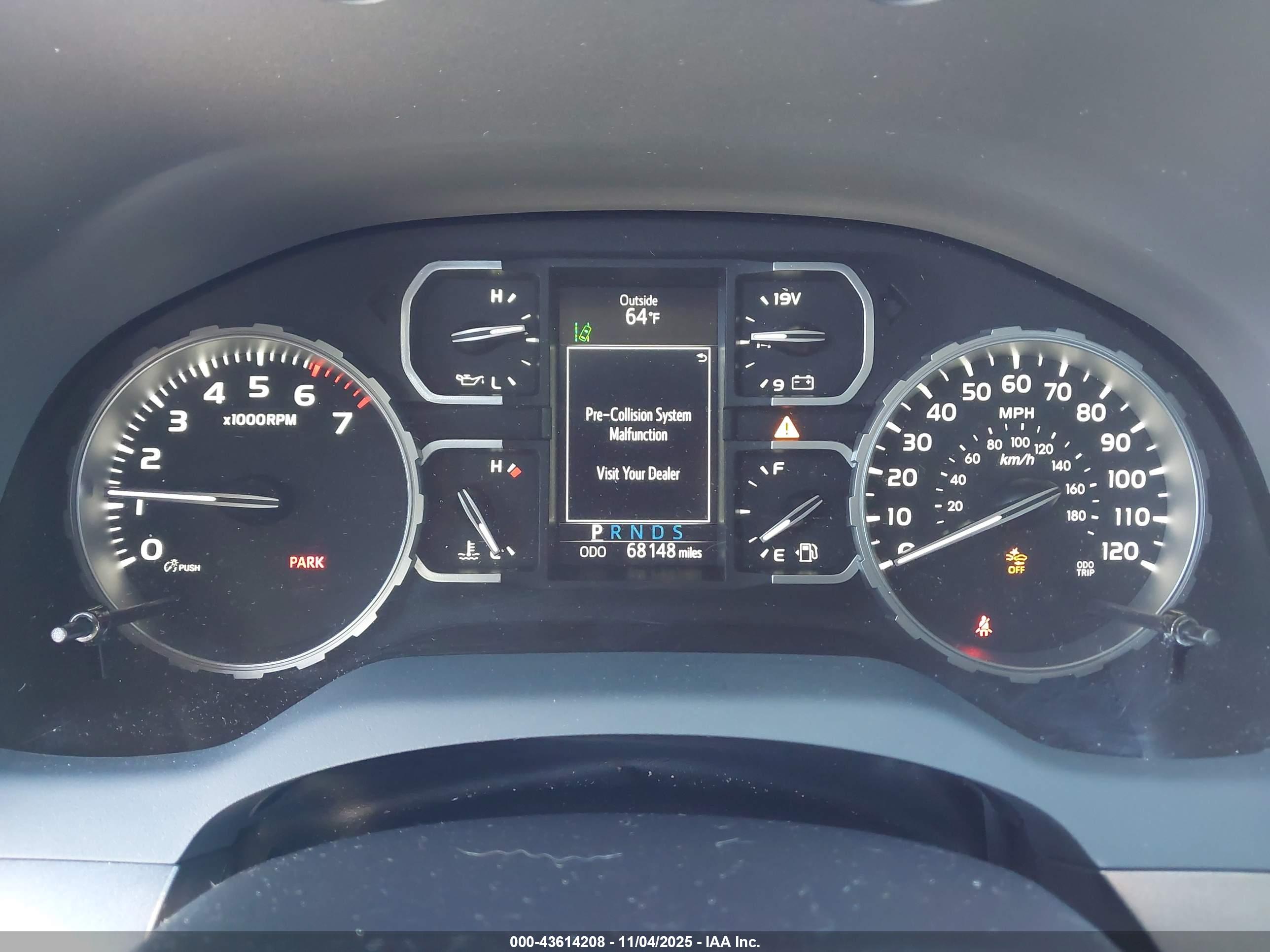 TOYOTA TUNDRA image 7