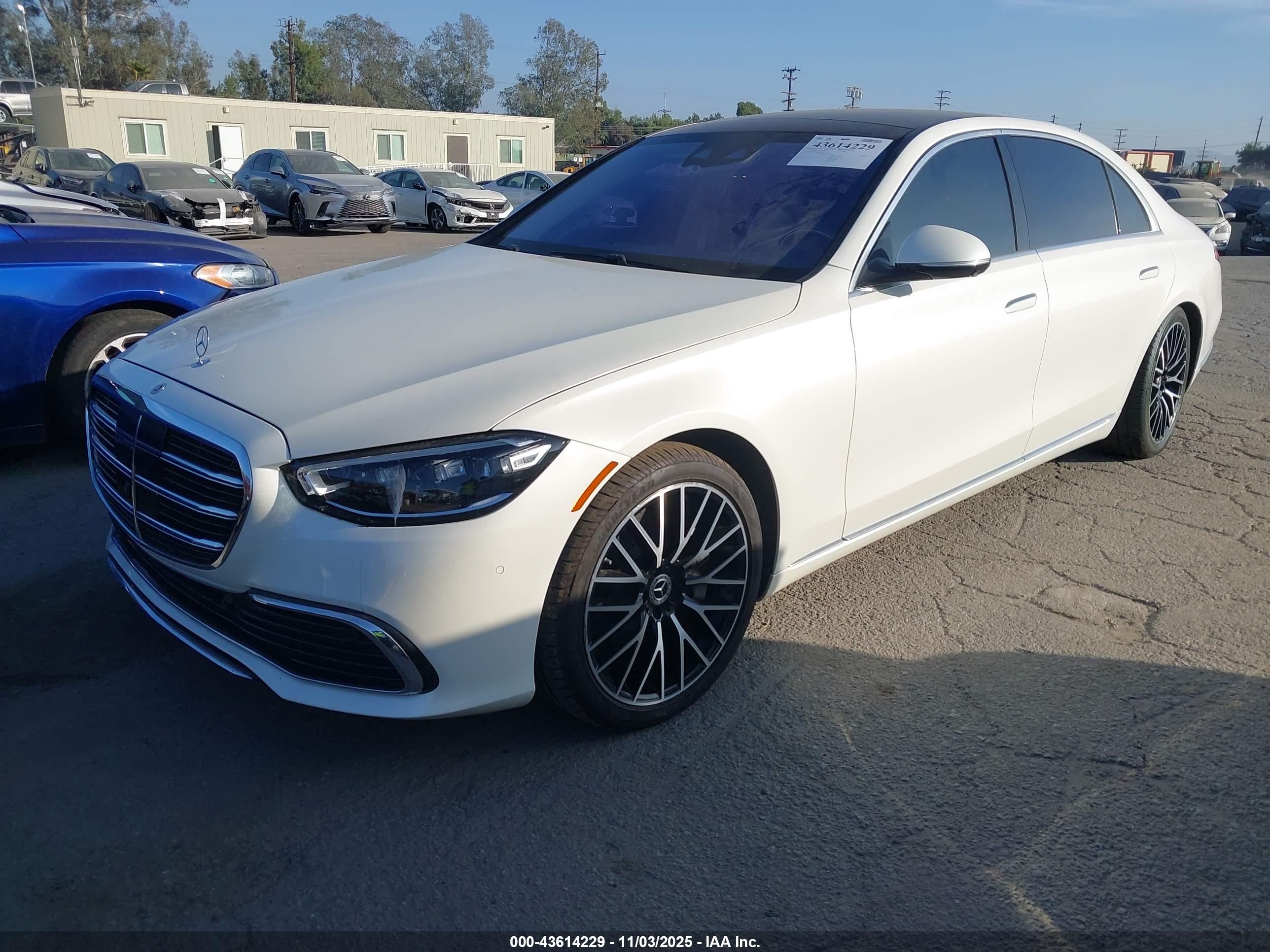 MERCEDES-BENZ S image 2