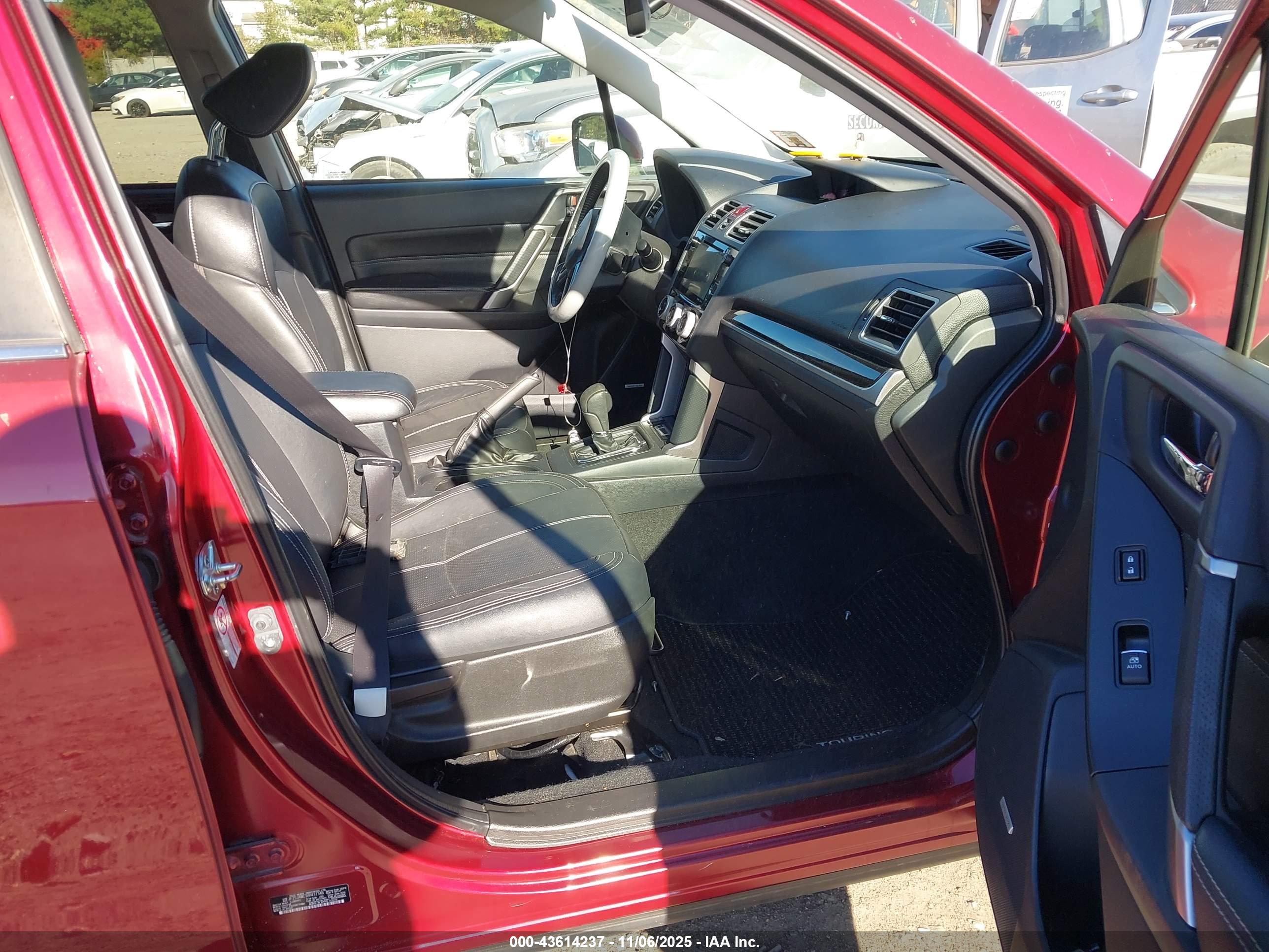 SUBARU FORESTER image 5