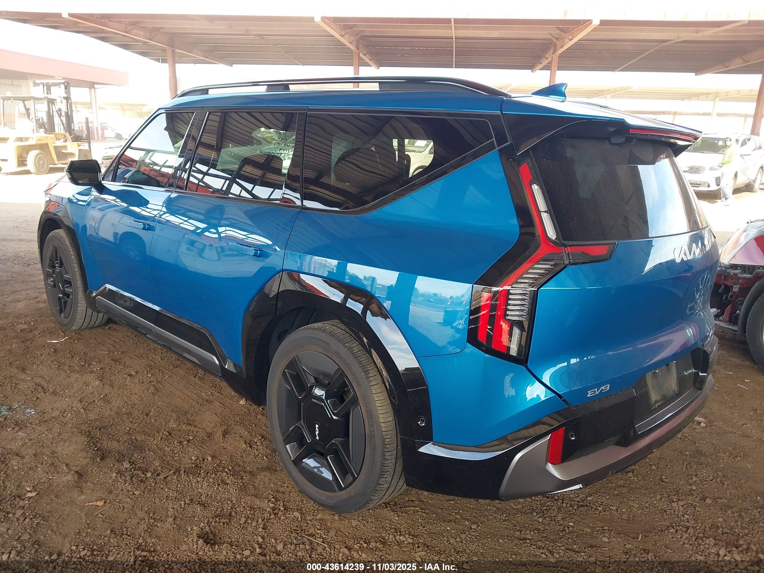 KIA EV9 image 3