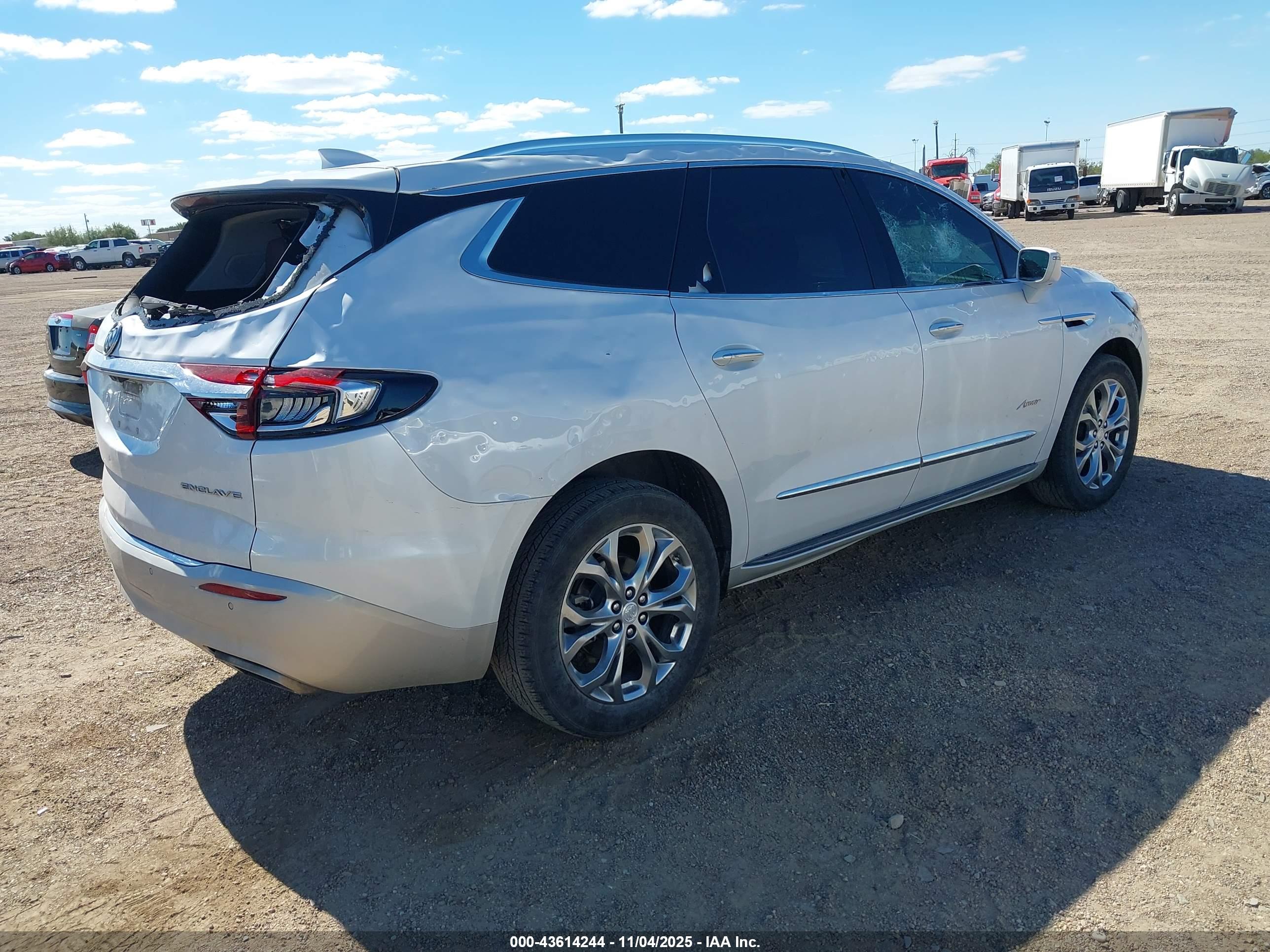 BUICK ENCLAVE image 4