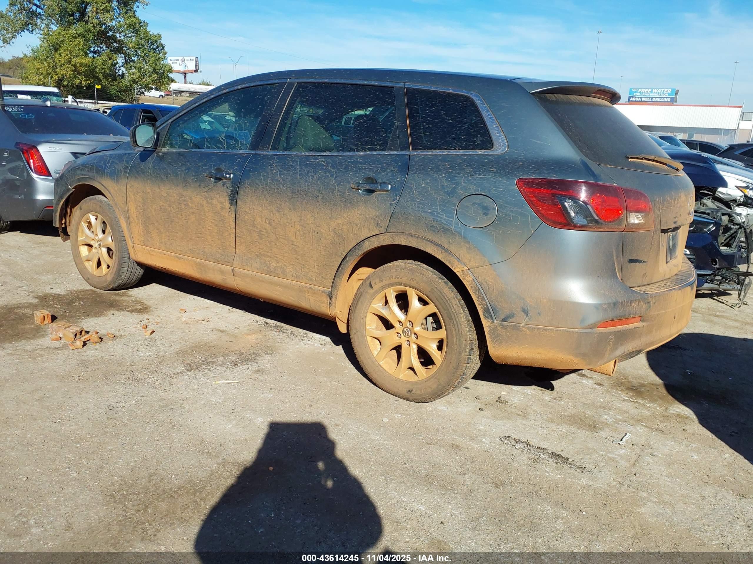 MAZDA CX-9 image 3