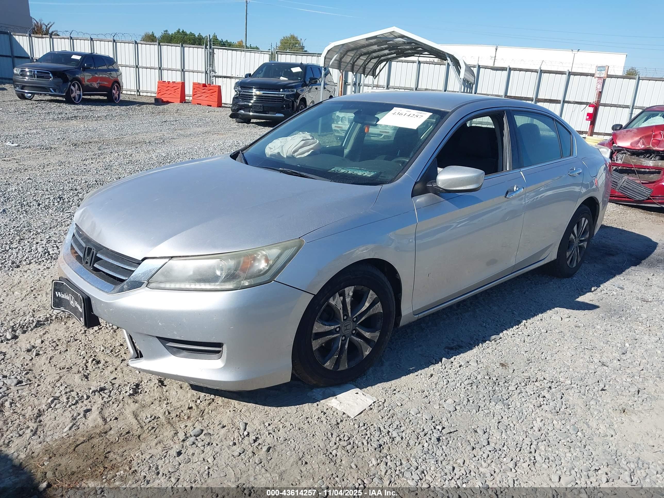 HONDA ACCORD image 2