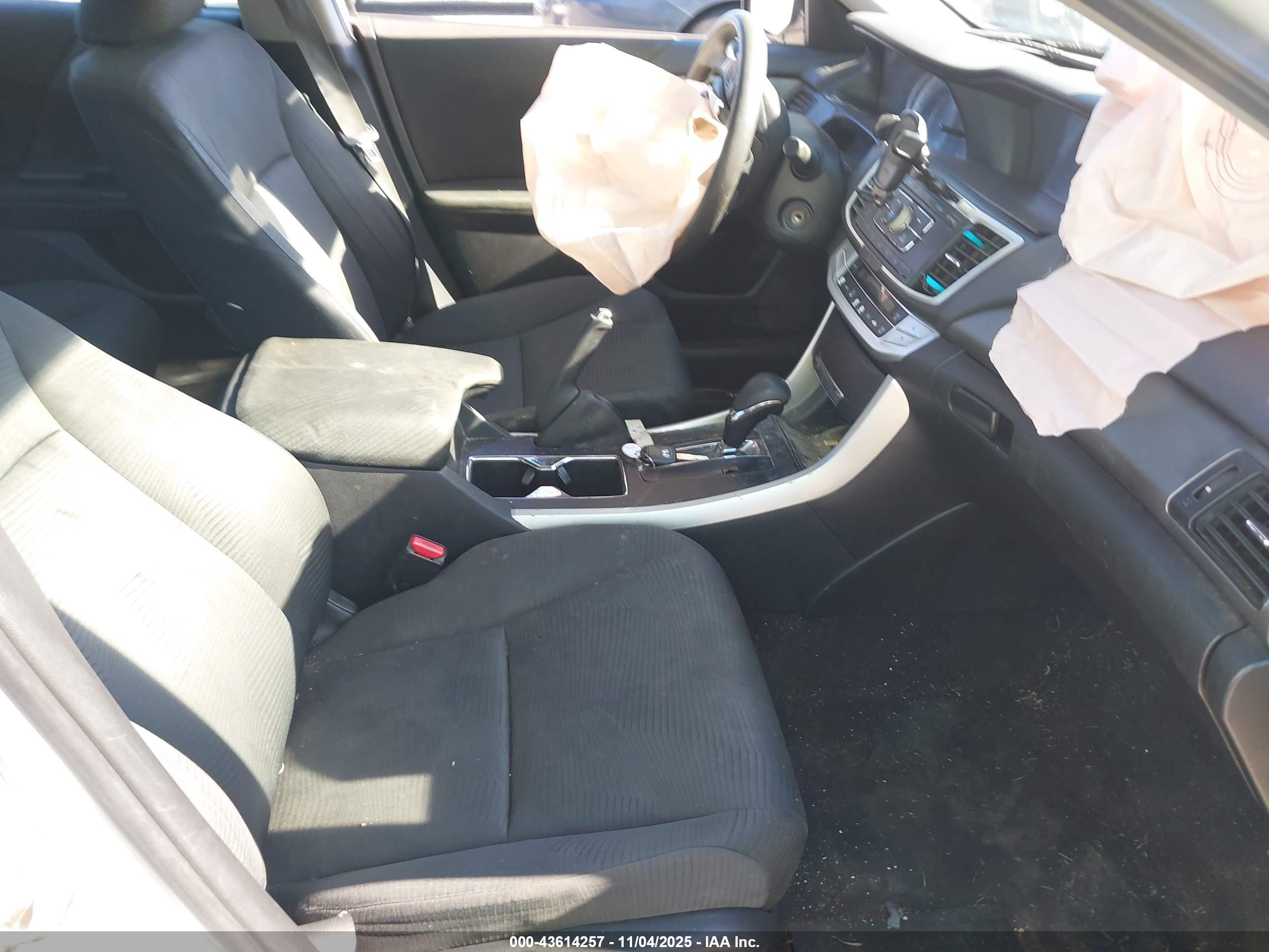 HONDA ACCORD image 5