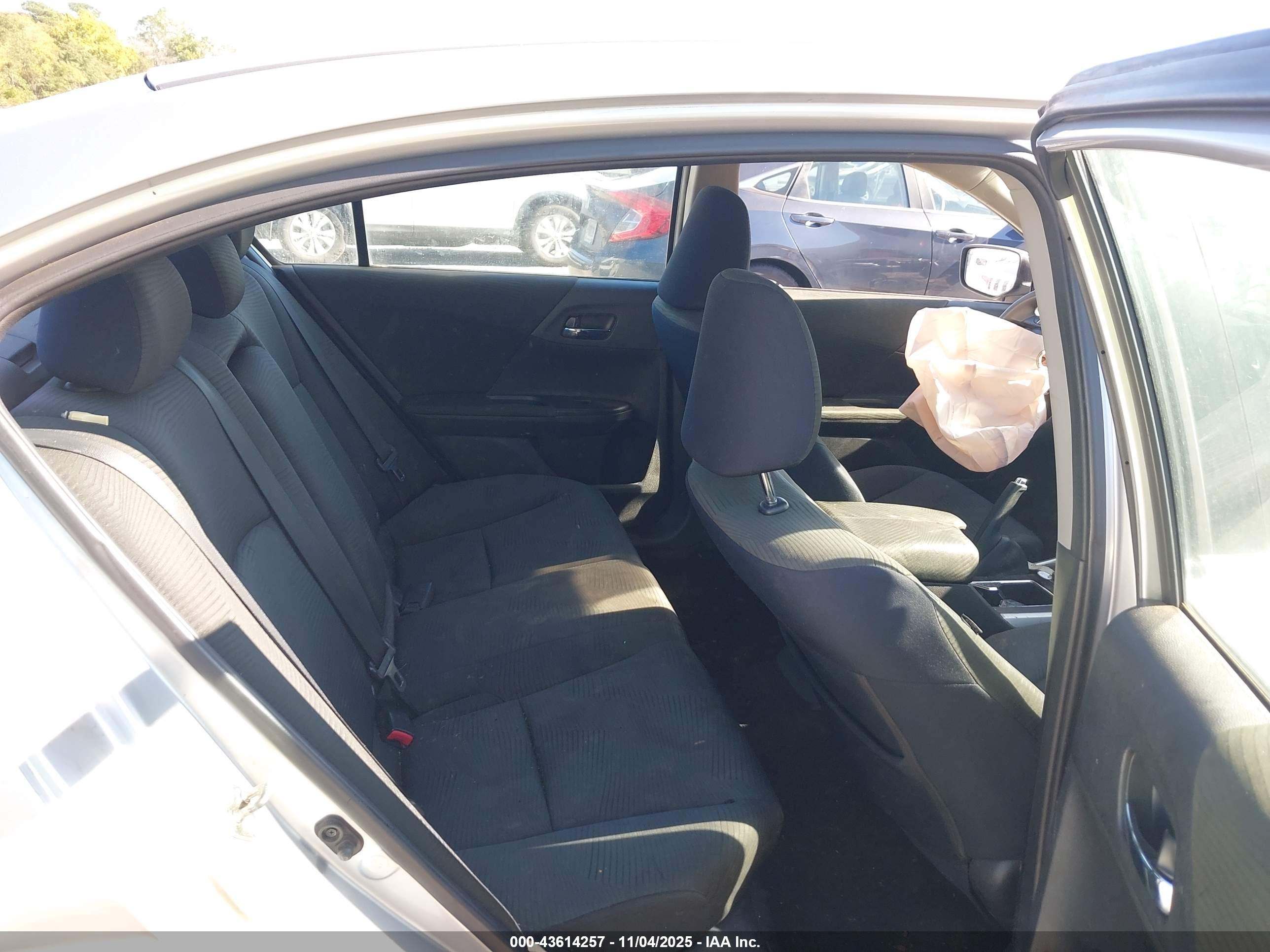 HONDA ACCORD image 8