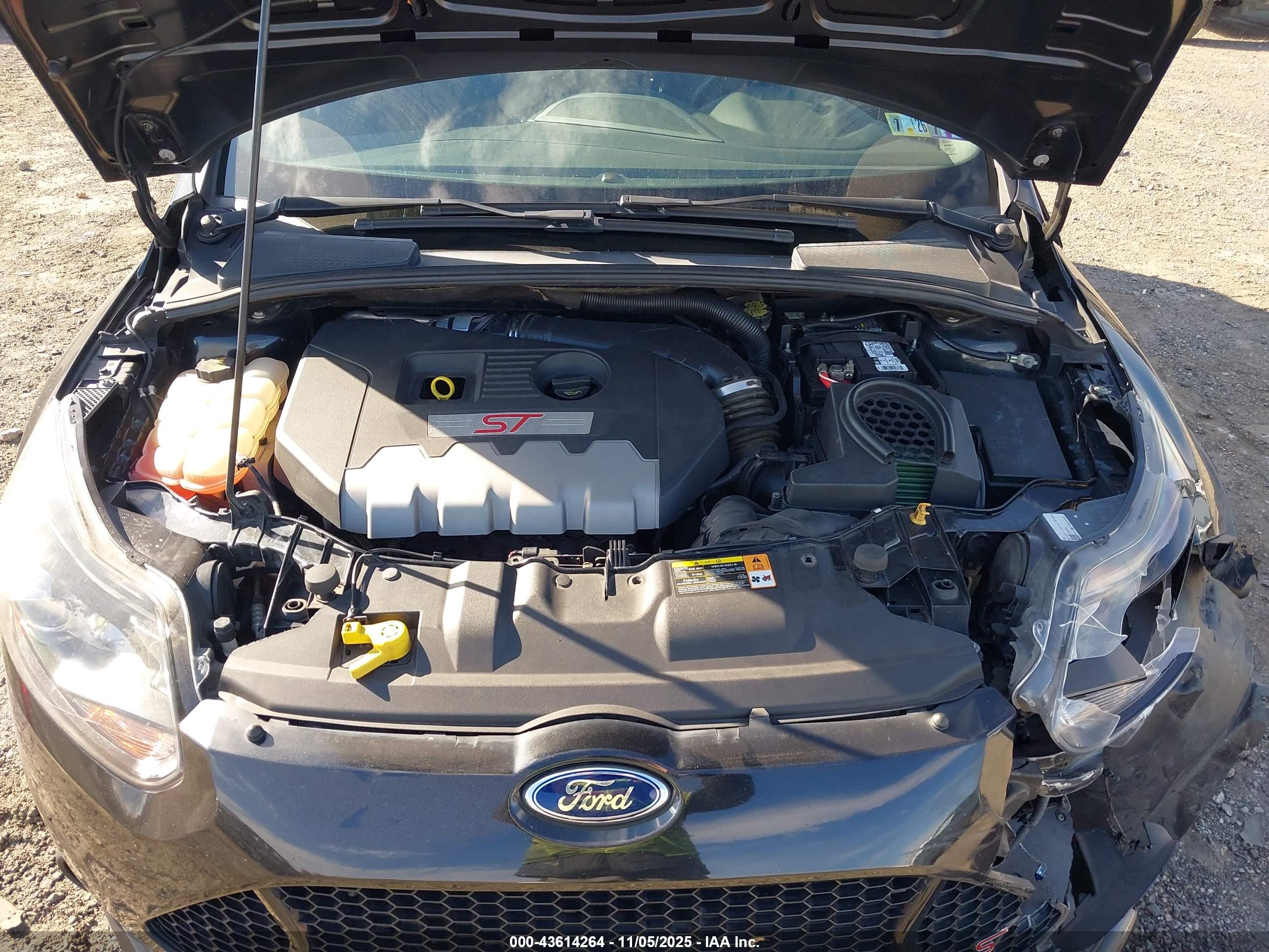 FORD FOCUS image 10