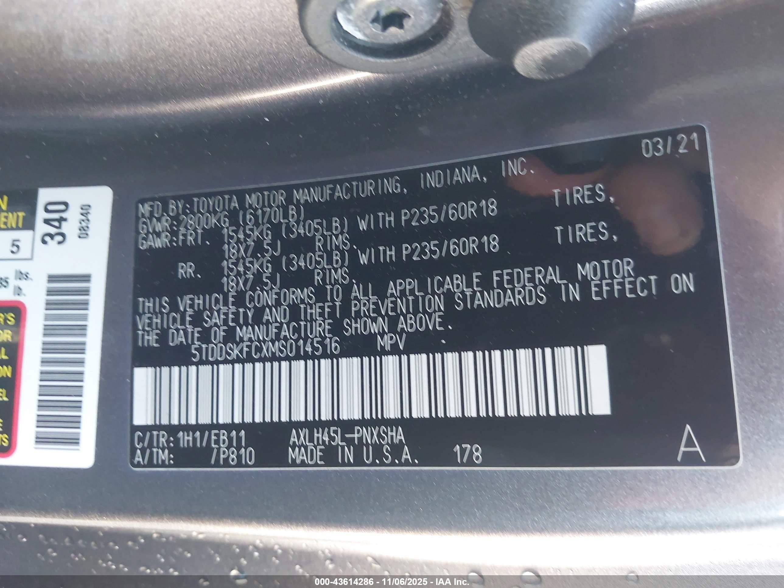 TOYOTA SIENNA image 9