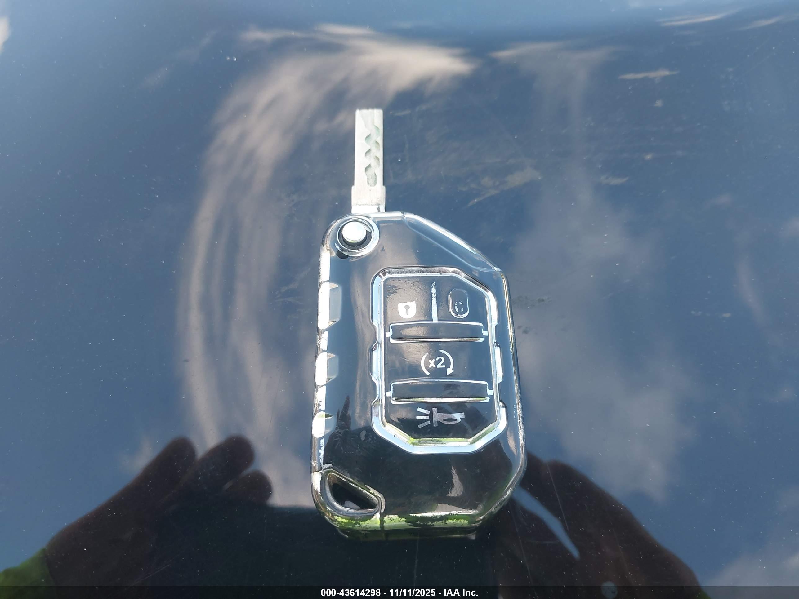 JEEP GLADIATOR image 11
