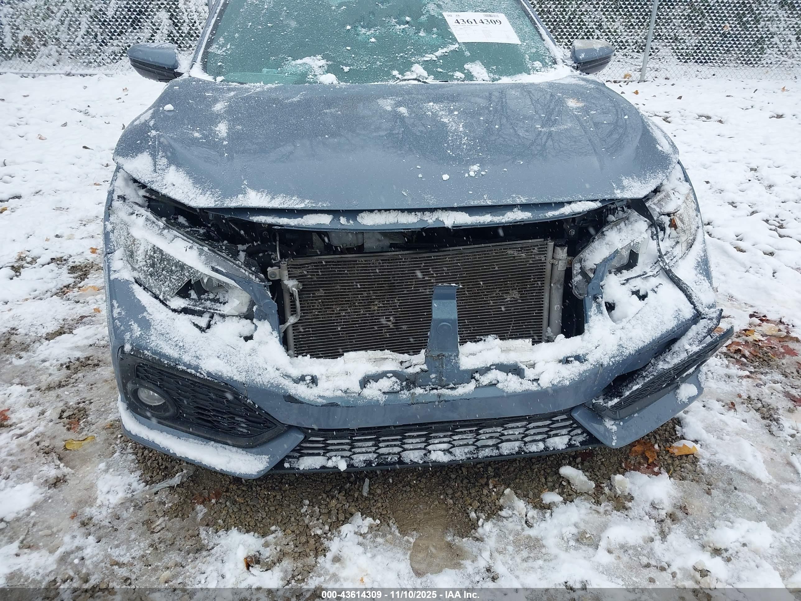HONDA CIVIC image 6