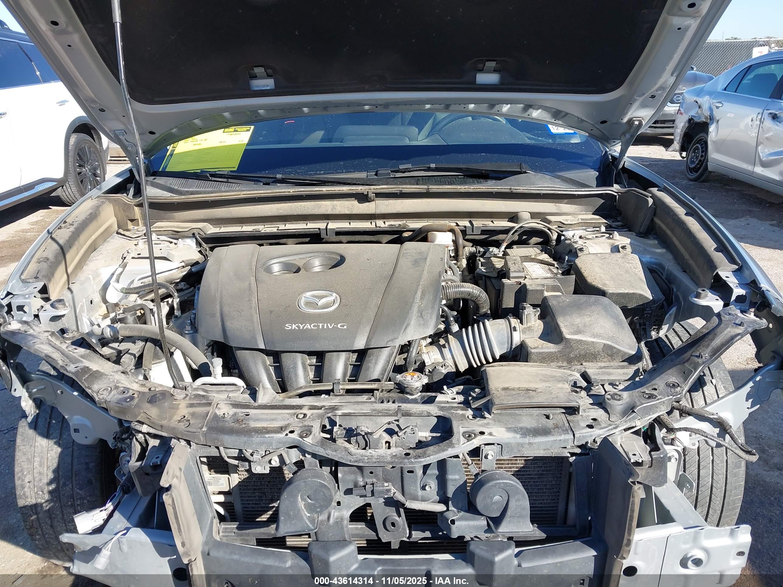 MAZDA CX-30 image 10