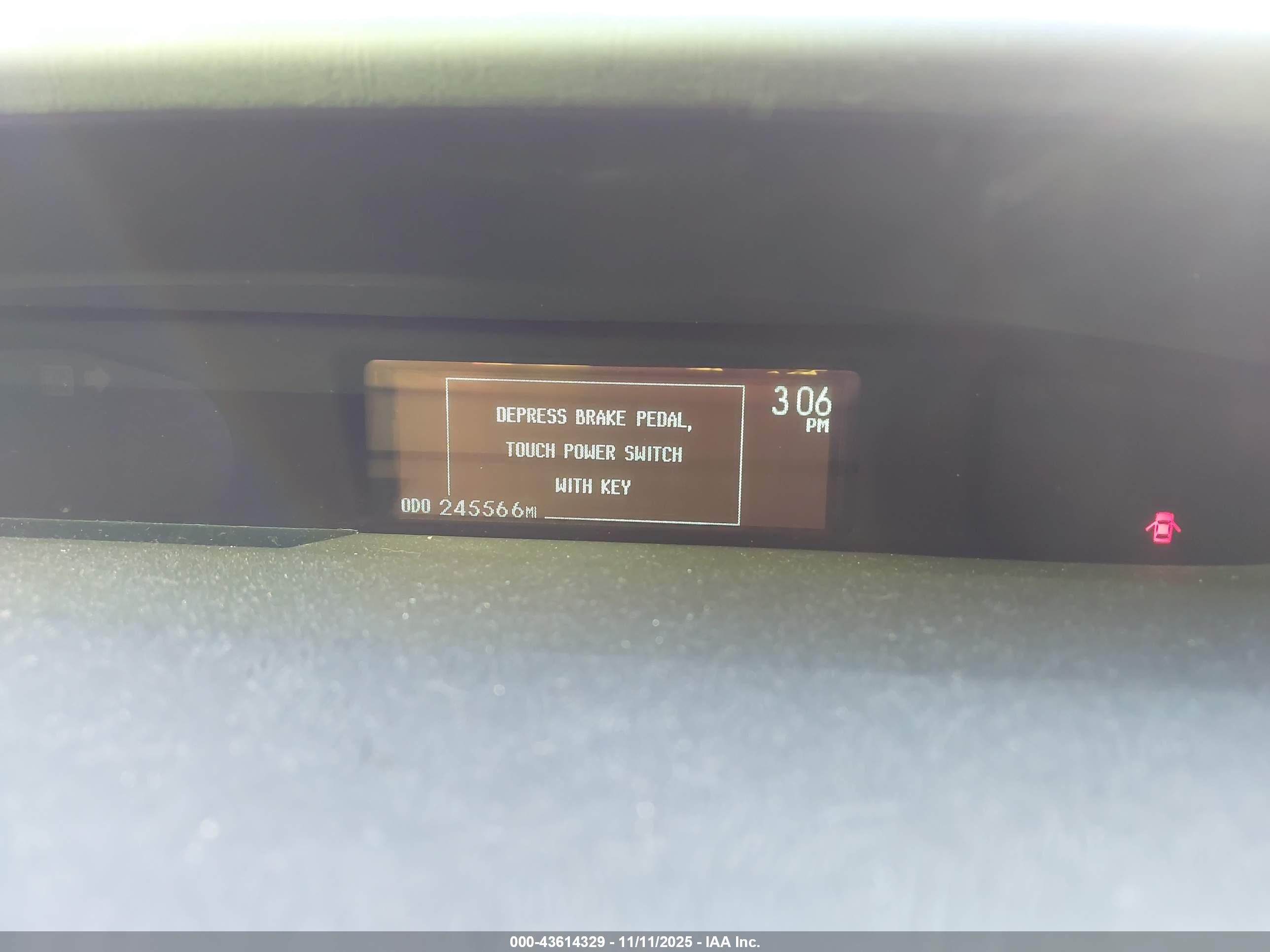 TOYOTA PRIUS image 7