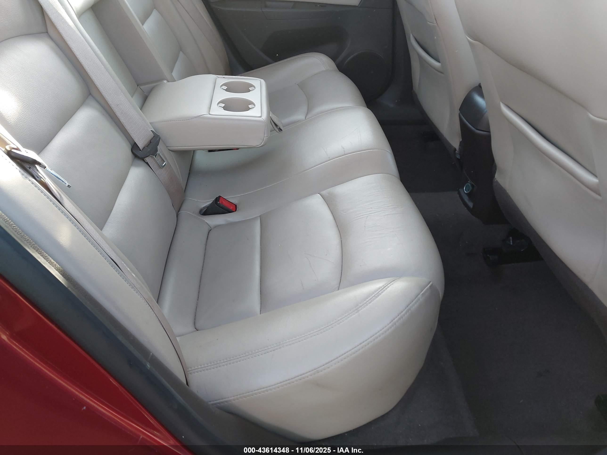 CHEVROLET CRUZE image 8