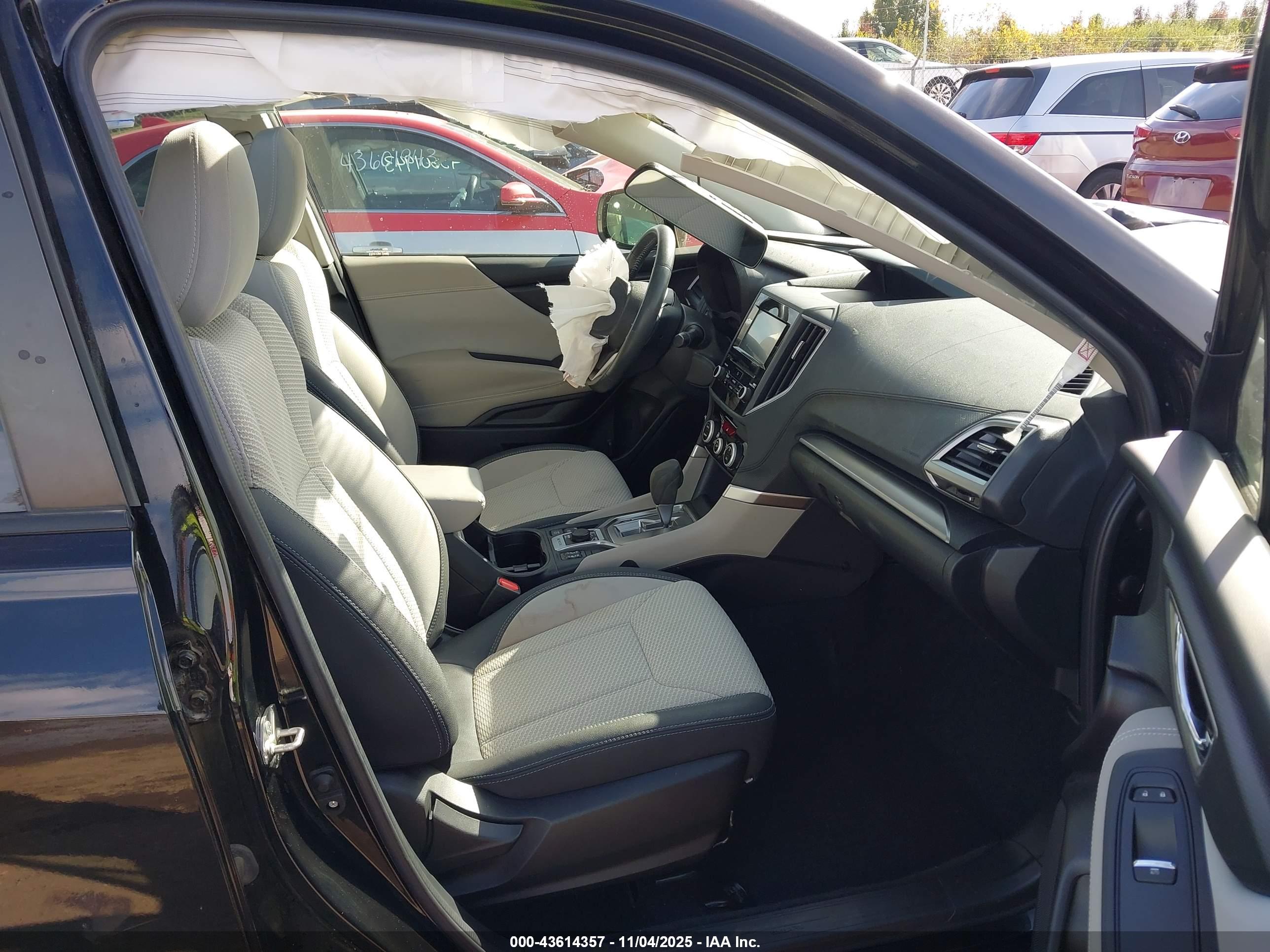 SUBARU FORESTER image 5