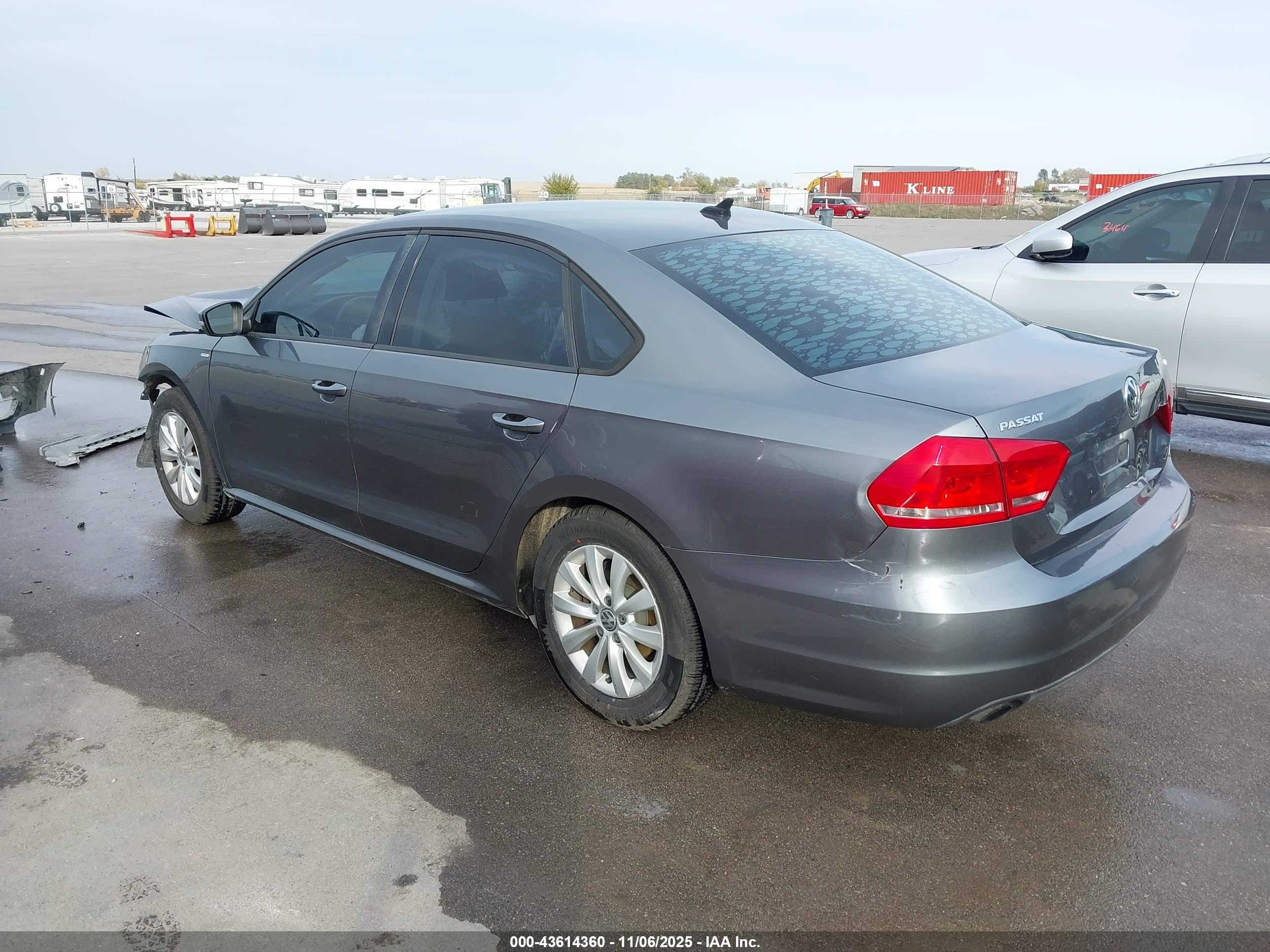 VOLKSWAGEN PASSAT image 3