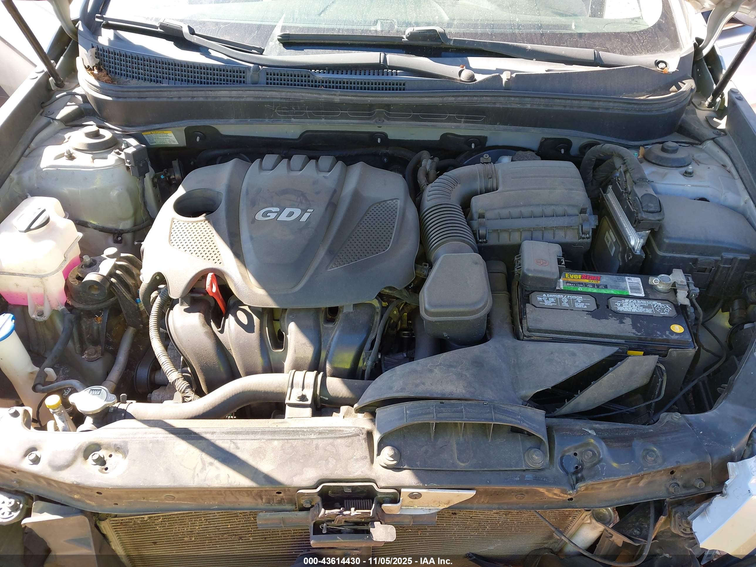 HYUNDAI SONATA image 10