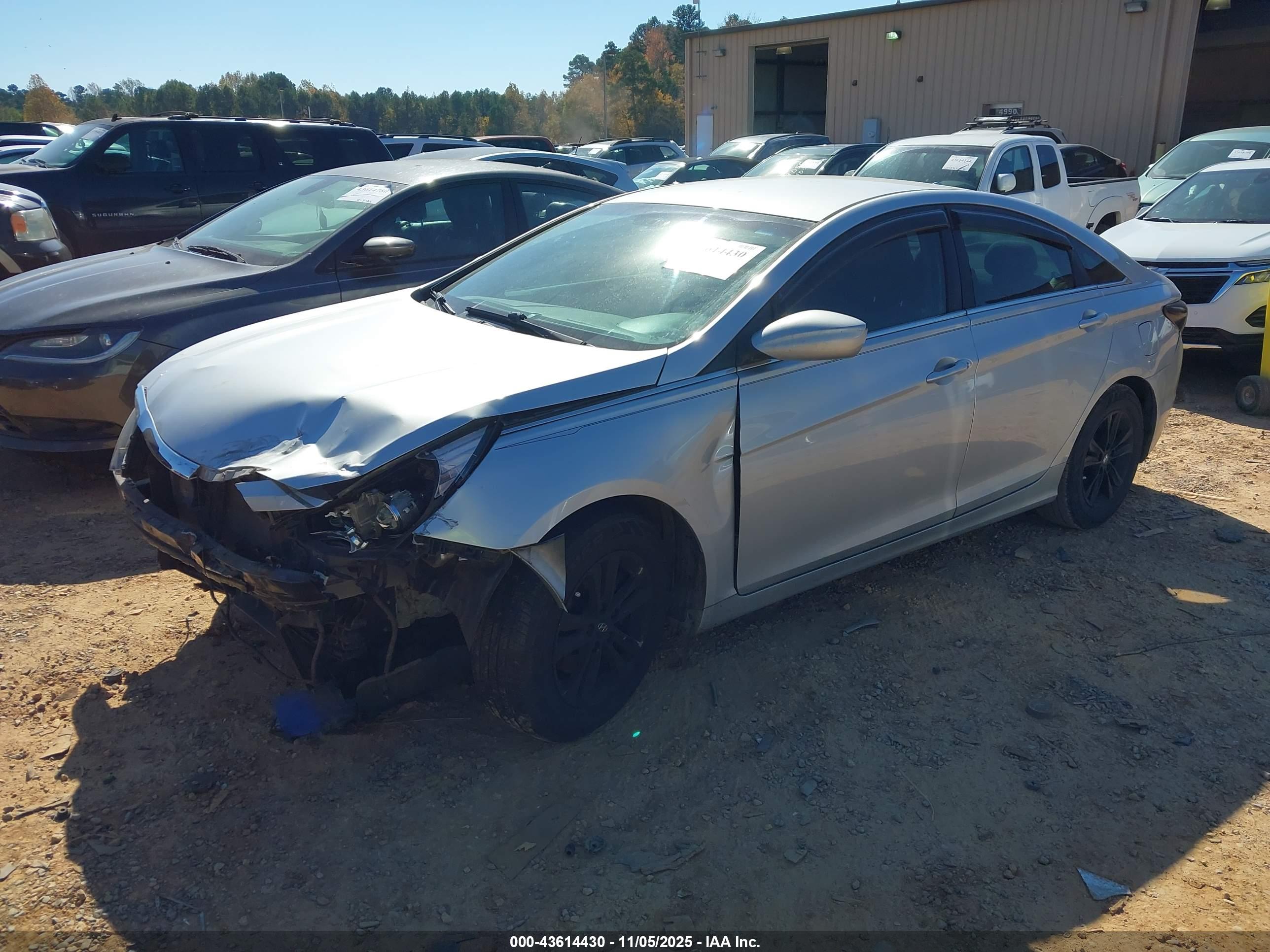 HYUNDAI SONATA image 2
