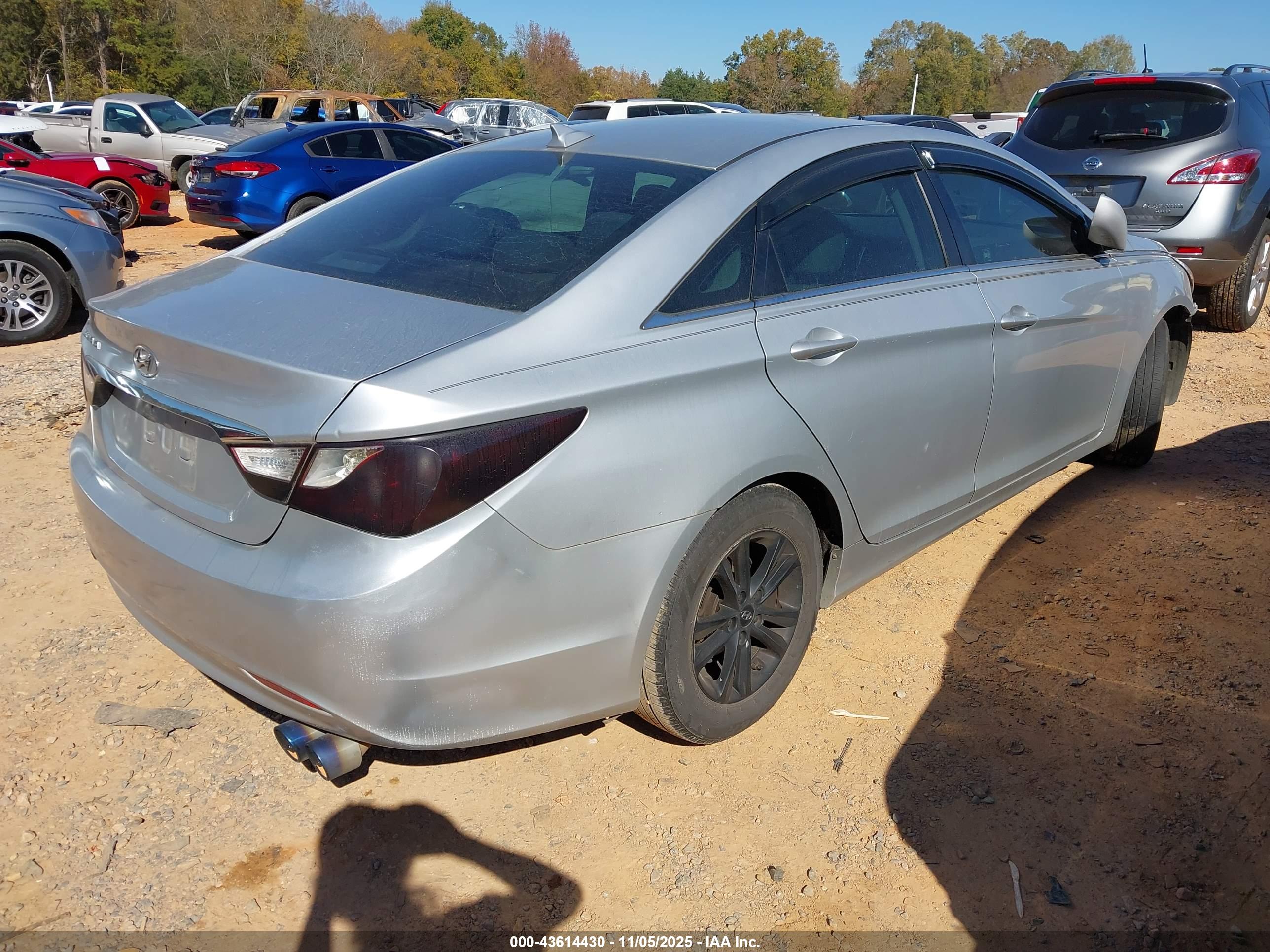 HYUNDAI SONATA image 4