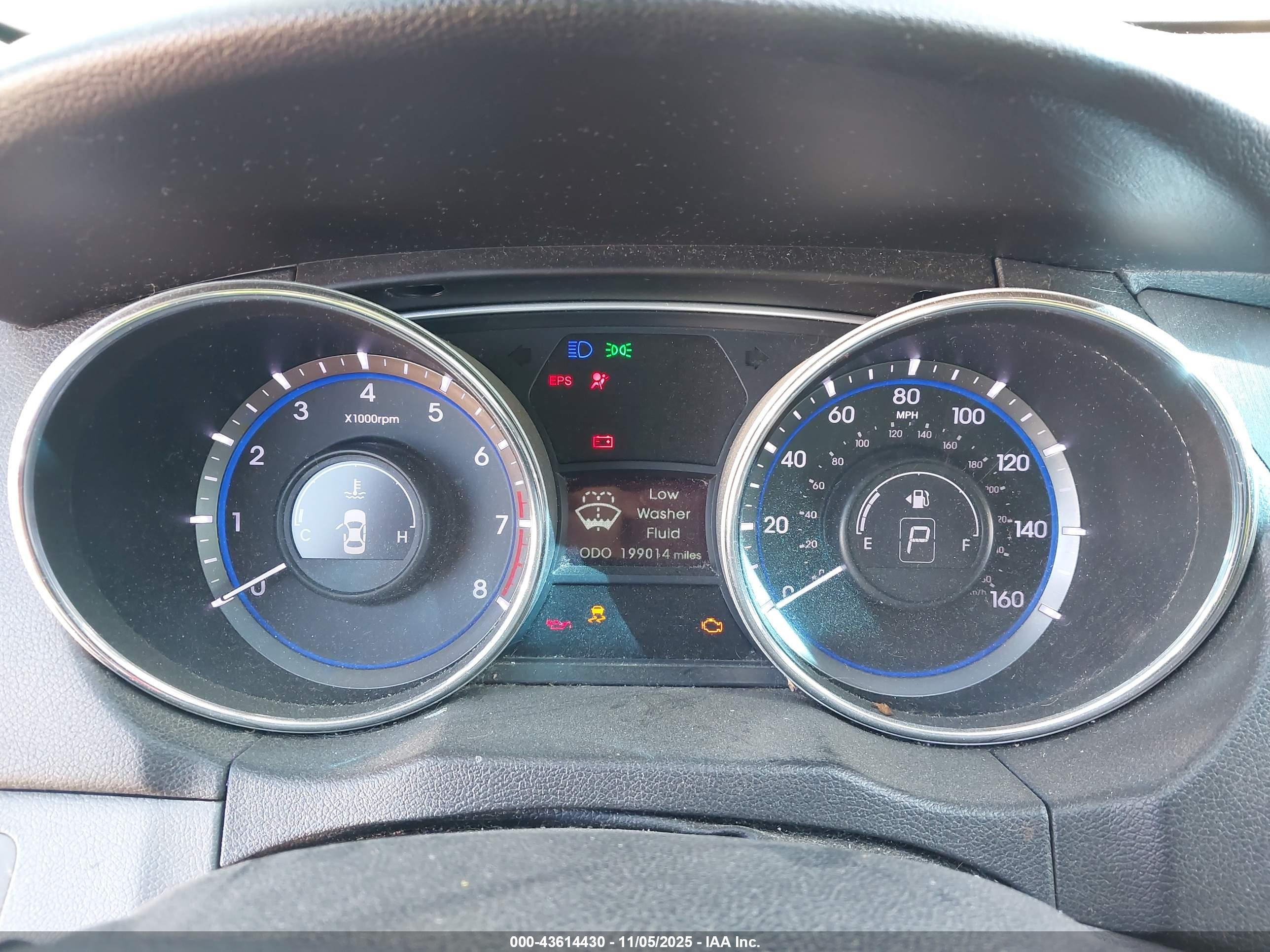 HYUNDAI SONATA image 7