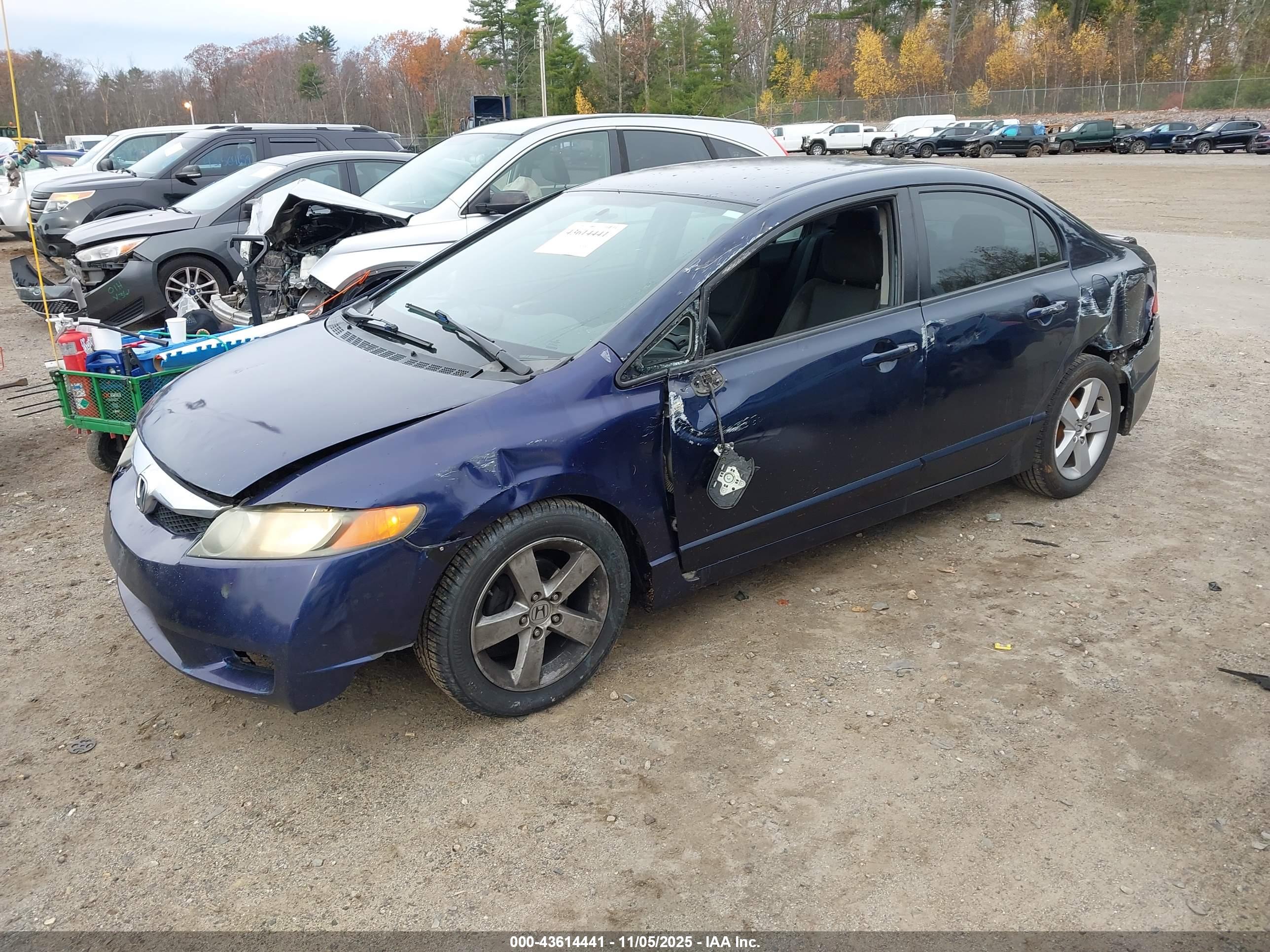 HONDA CIVIC image 2
