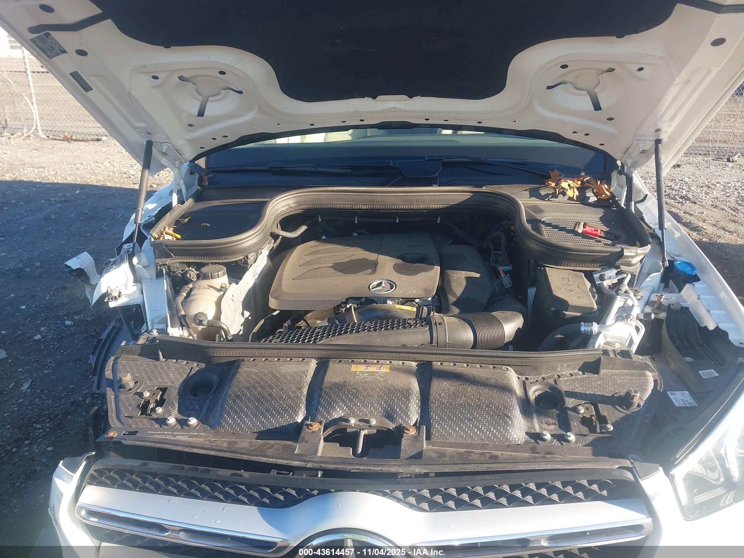 MERCEDES-BENZ GLE image 10