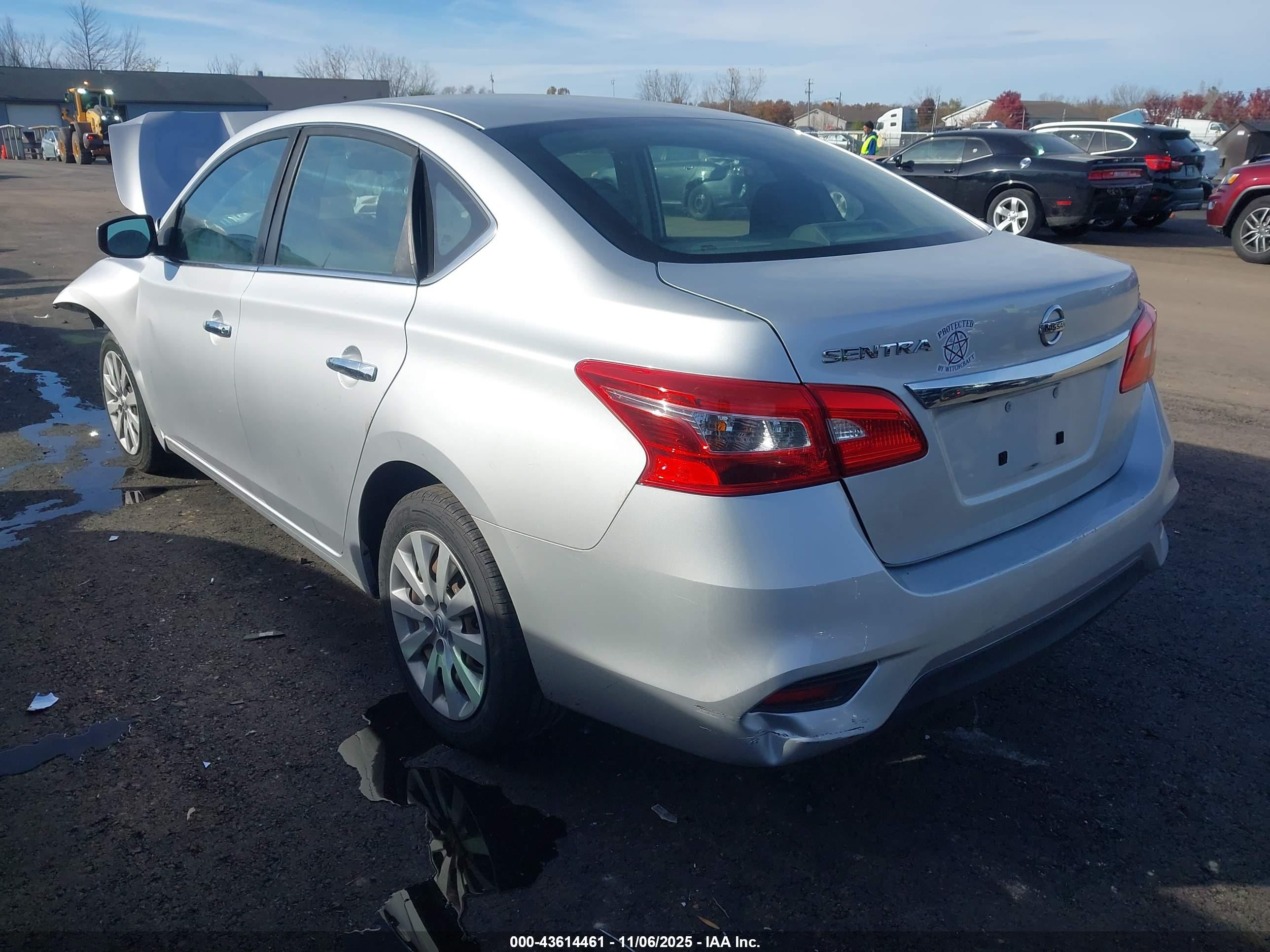 NISSAN SENTRA image 3