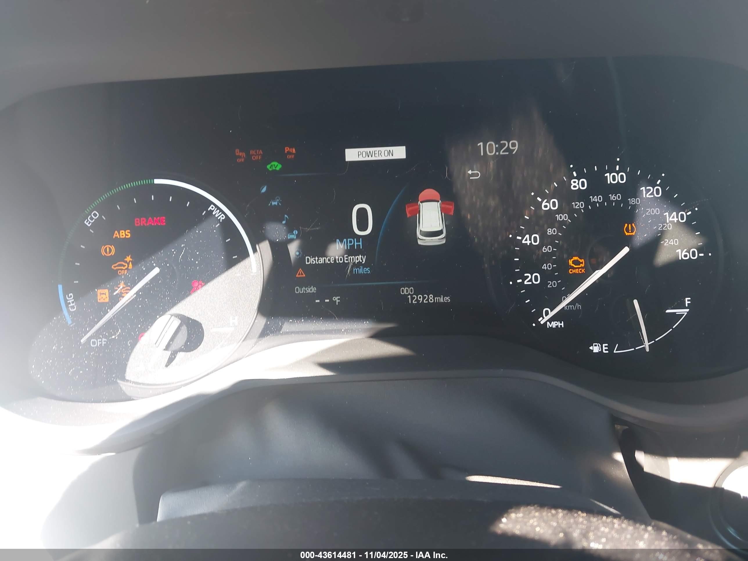 TOYOTA SIENNA image 7