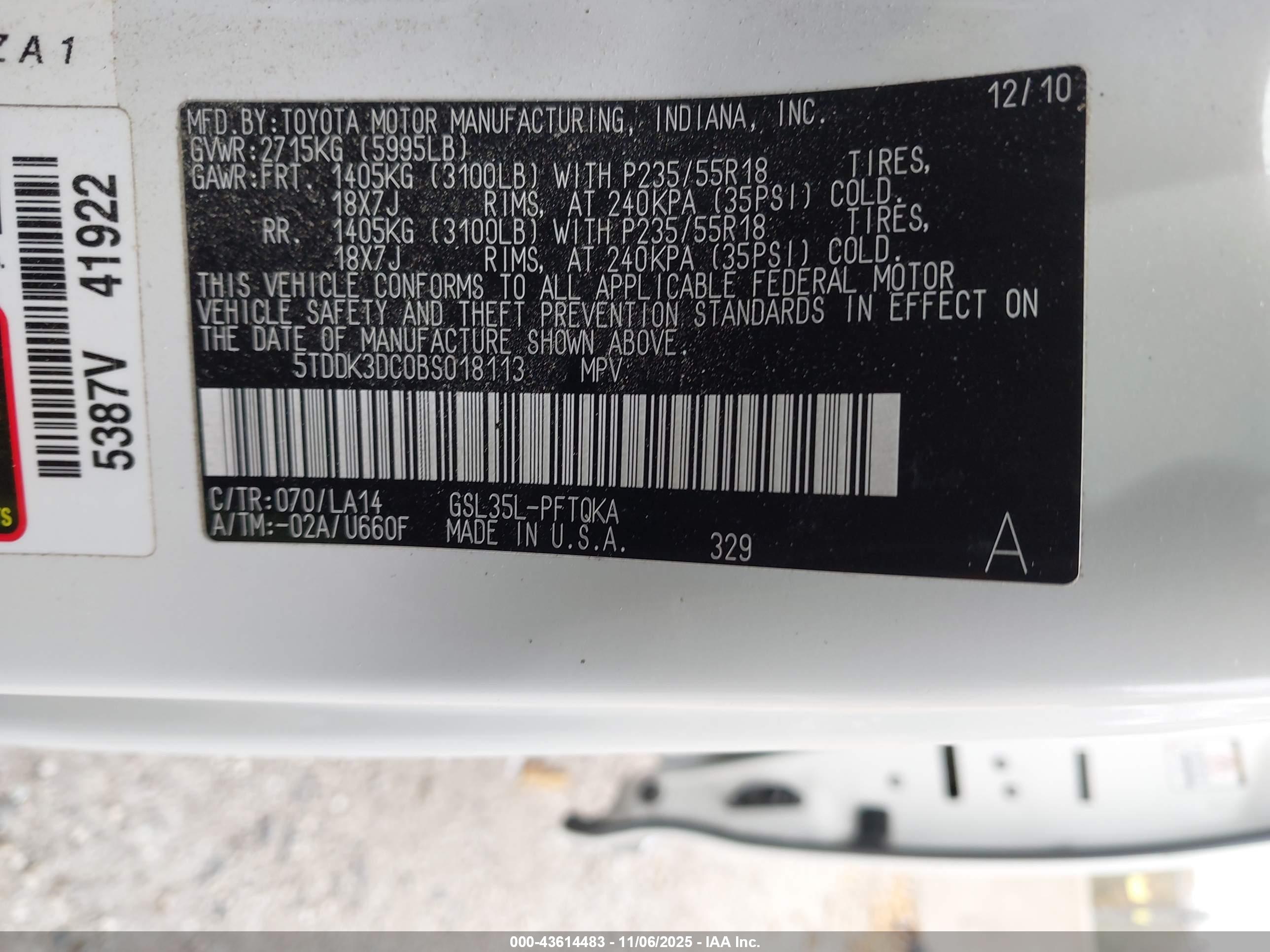 TOYOTA SIENNA image 9