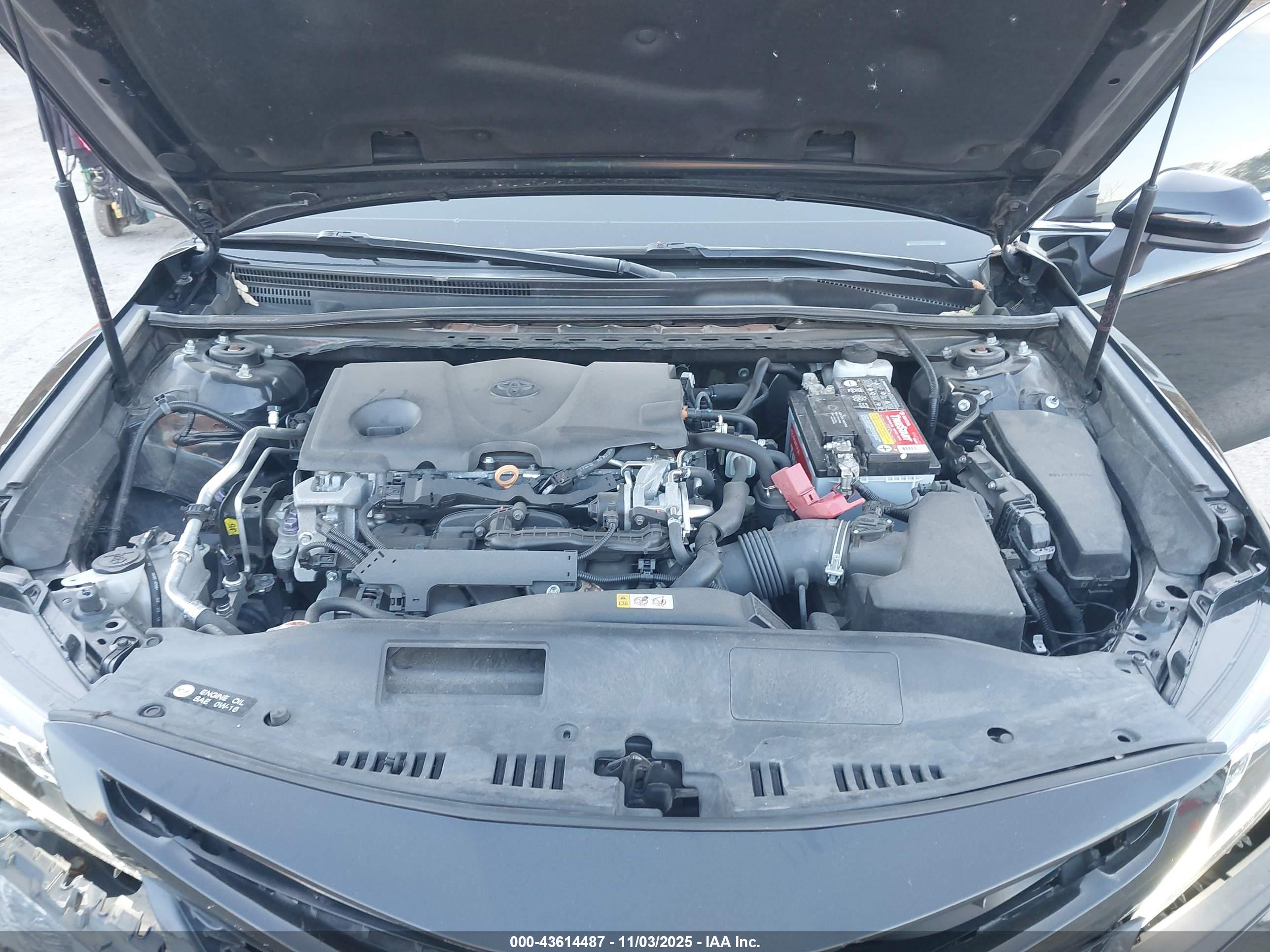 TOYOTA CAMRY image 10