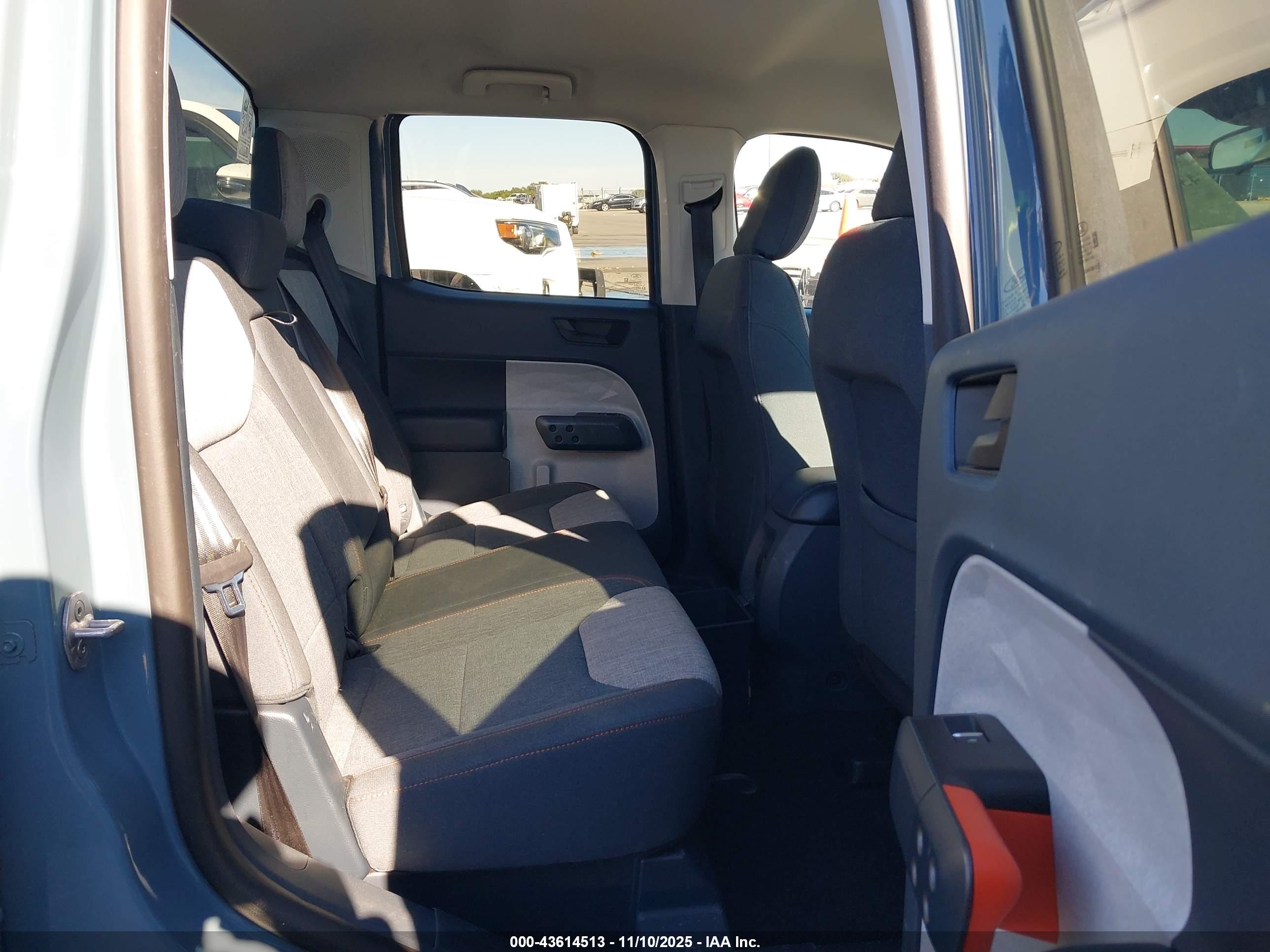 FORD MAVERICK image 8