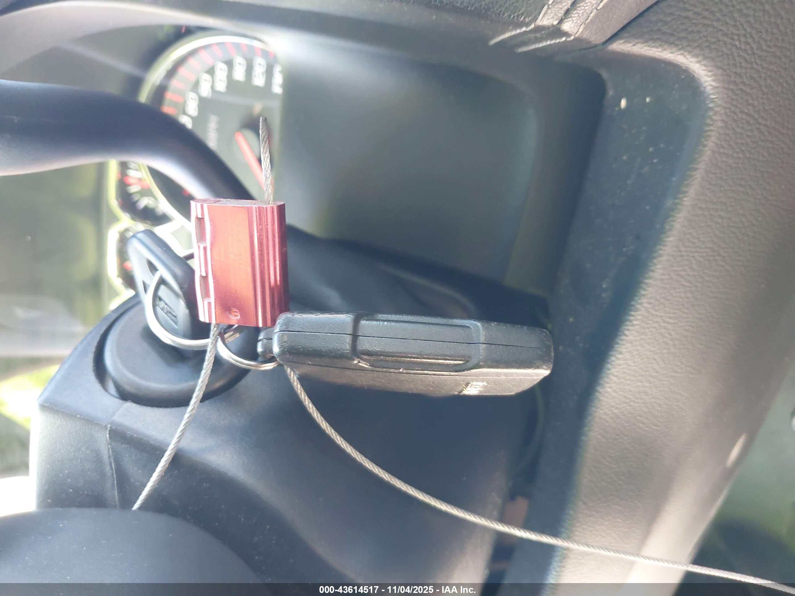 GMC YUKON image 11