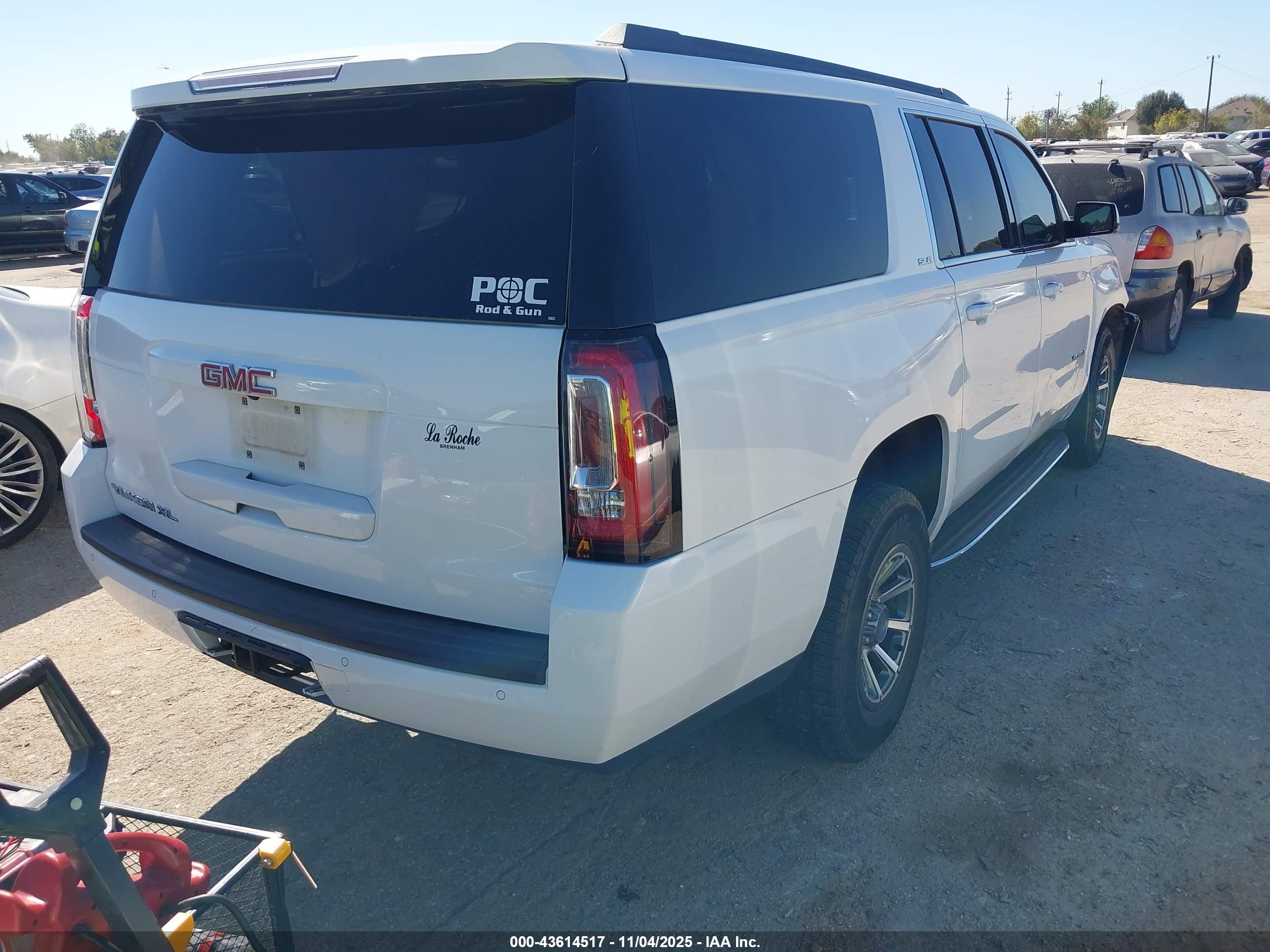 GMC YUKON image 4