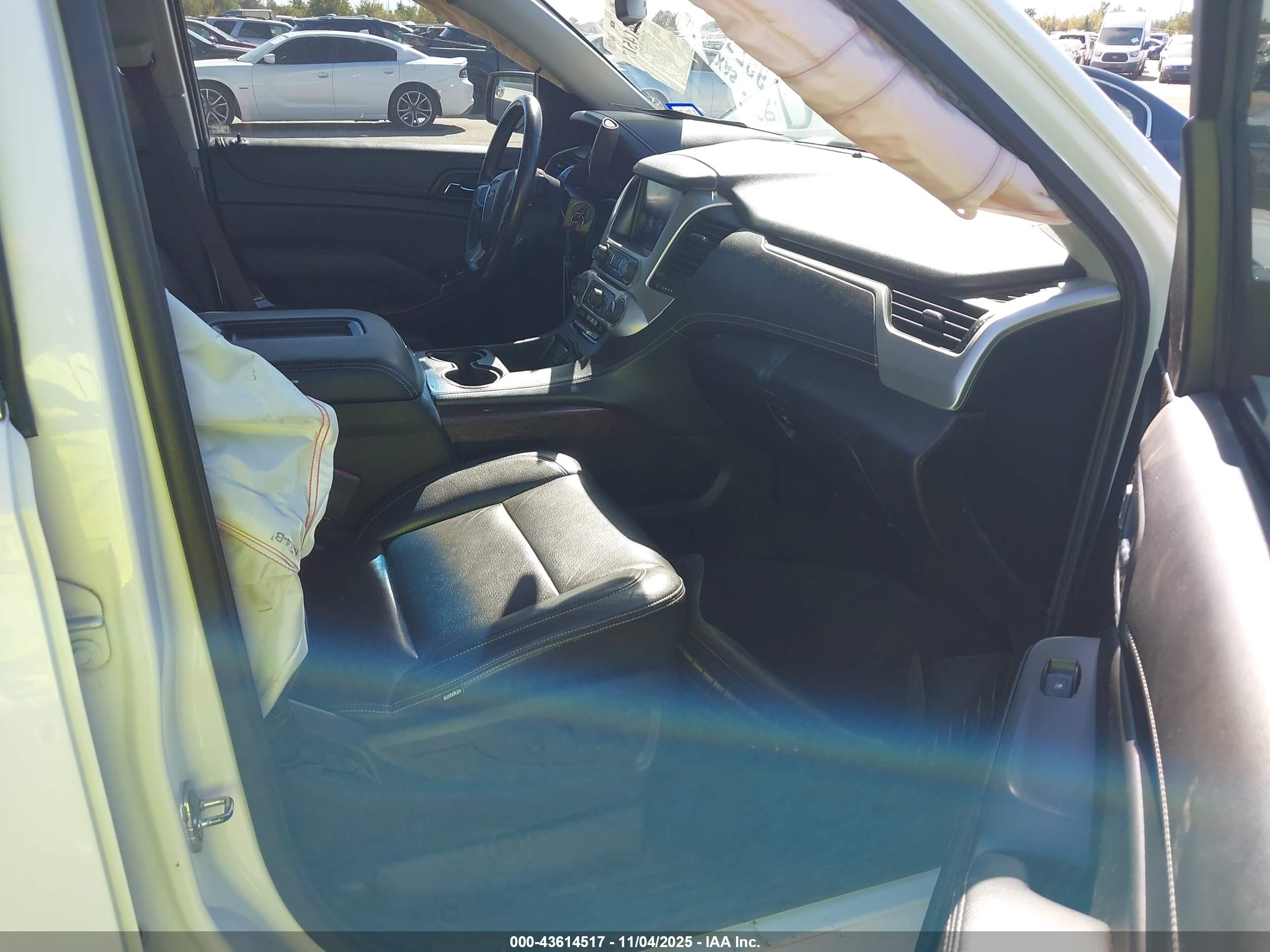GMC YUKON image 5