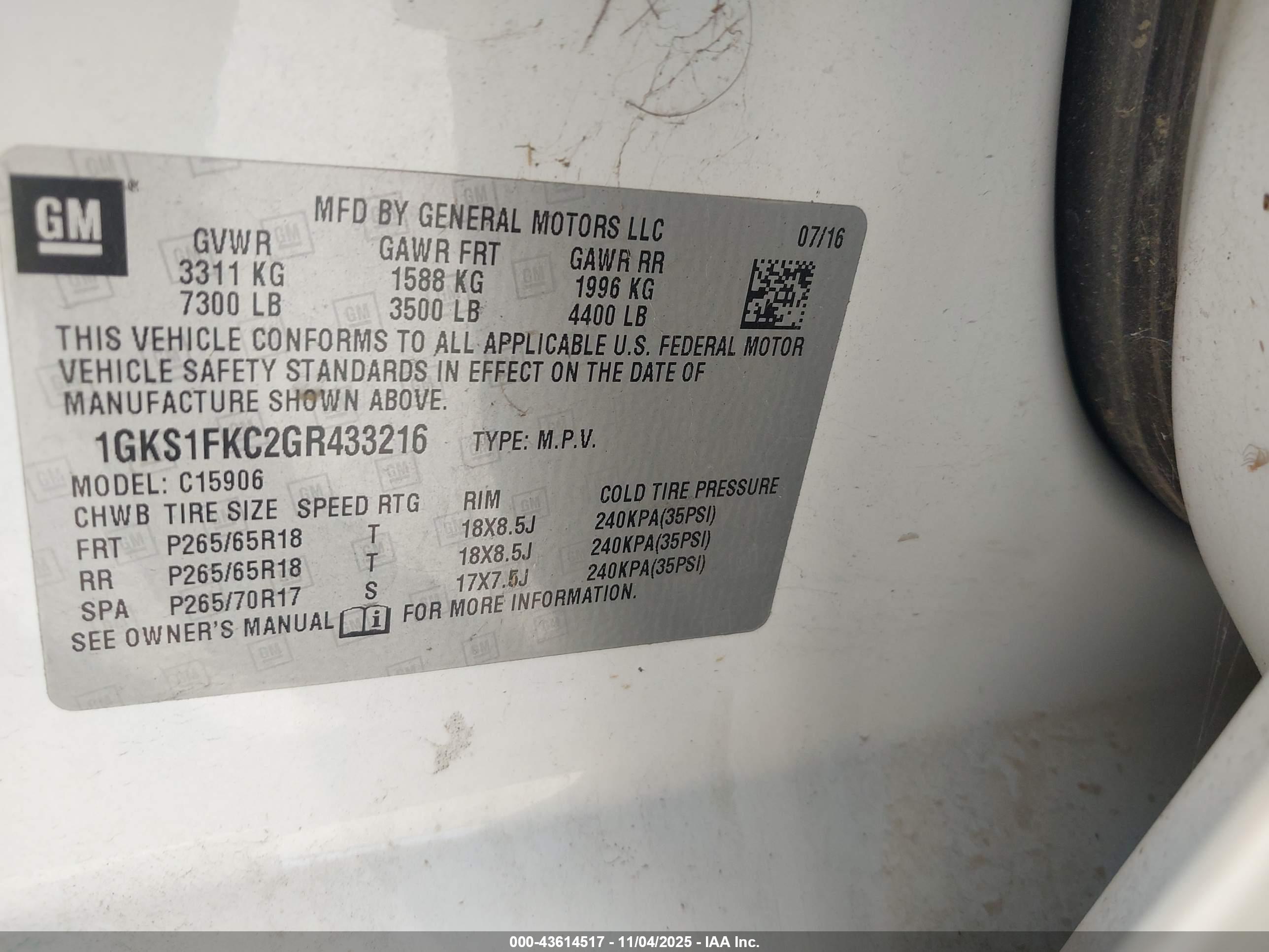 GMC YUKON image 9
