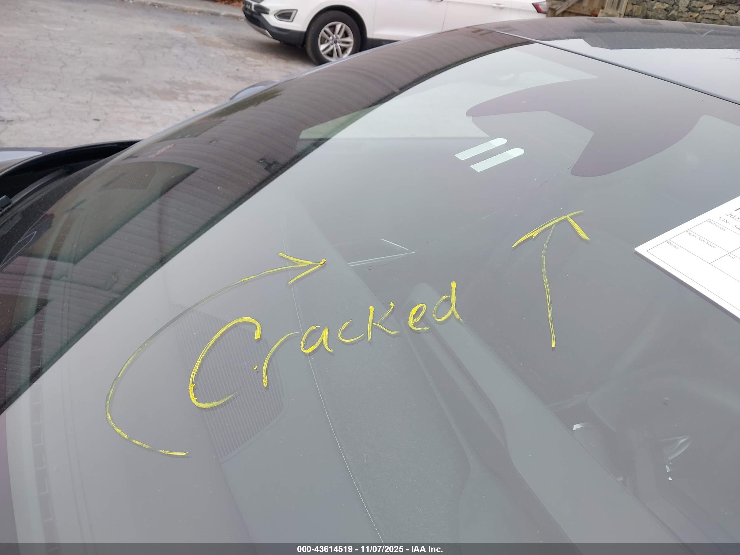 LUCID AIR image 6