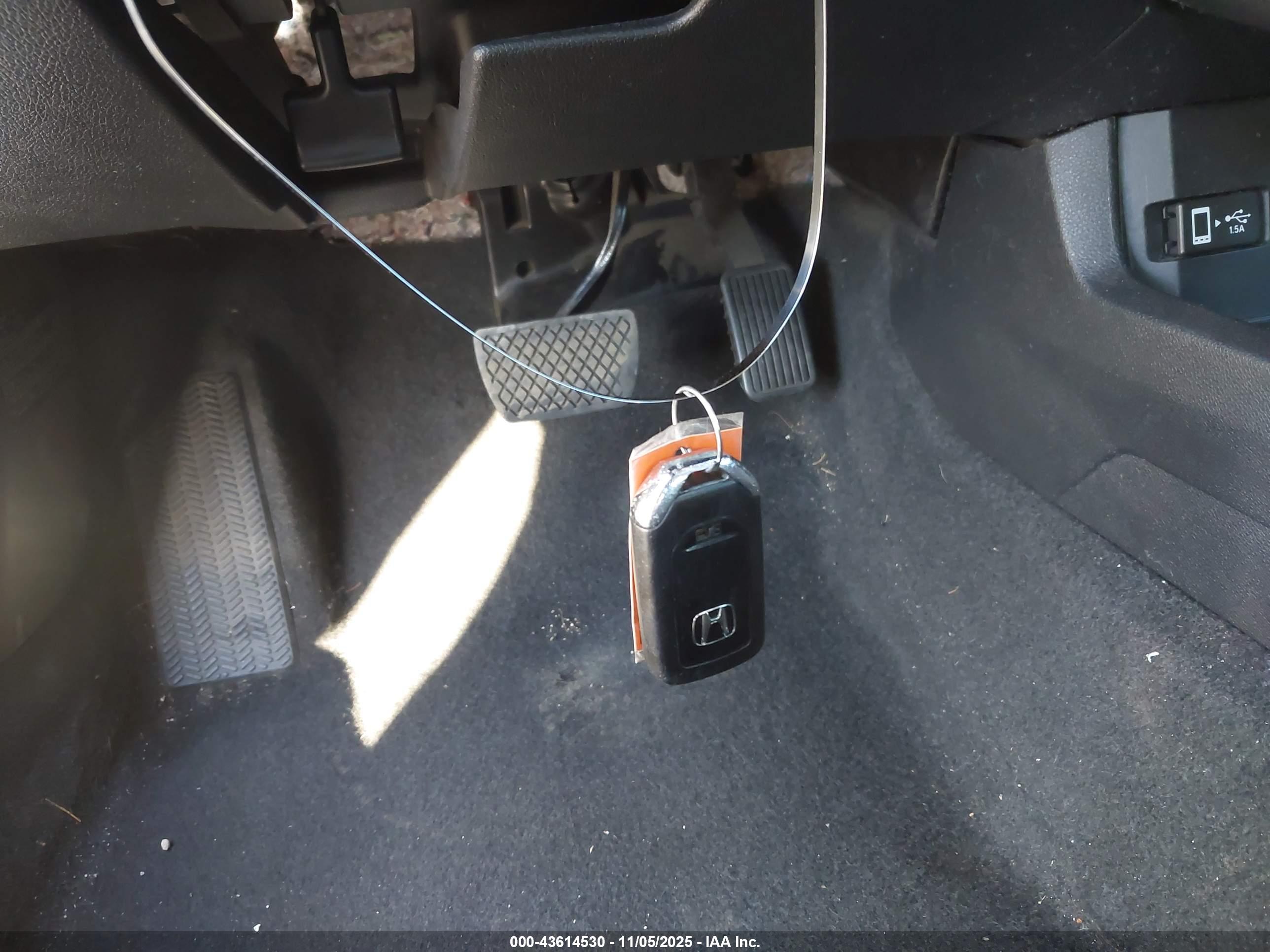 HONDA CIVIC image 11