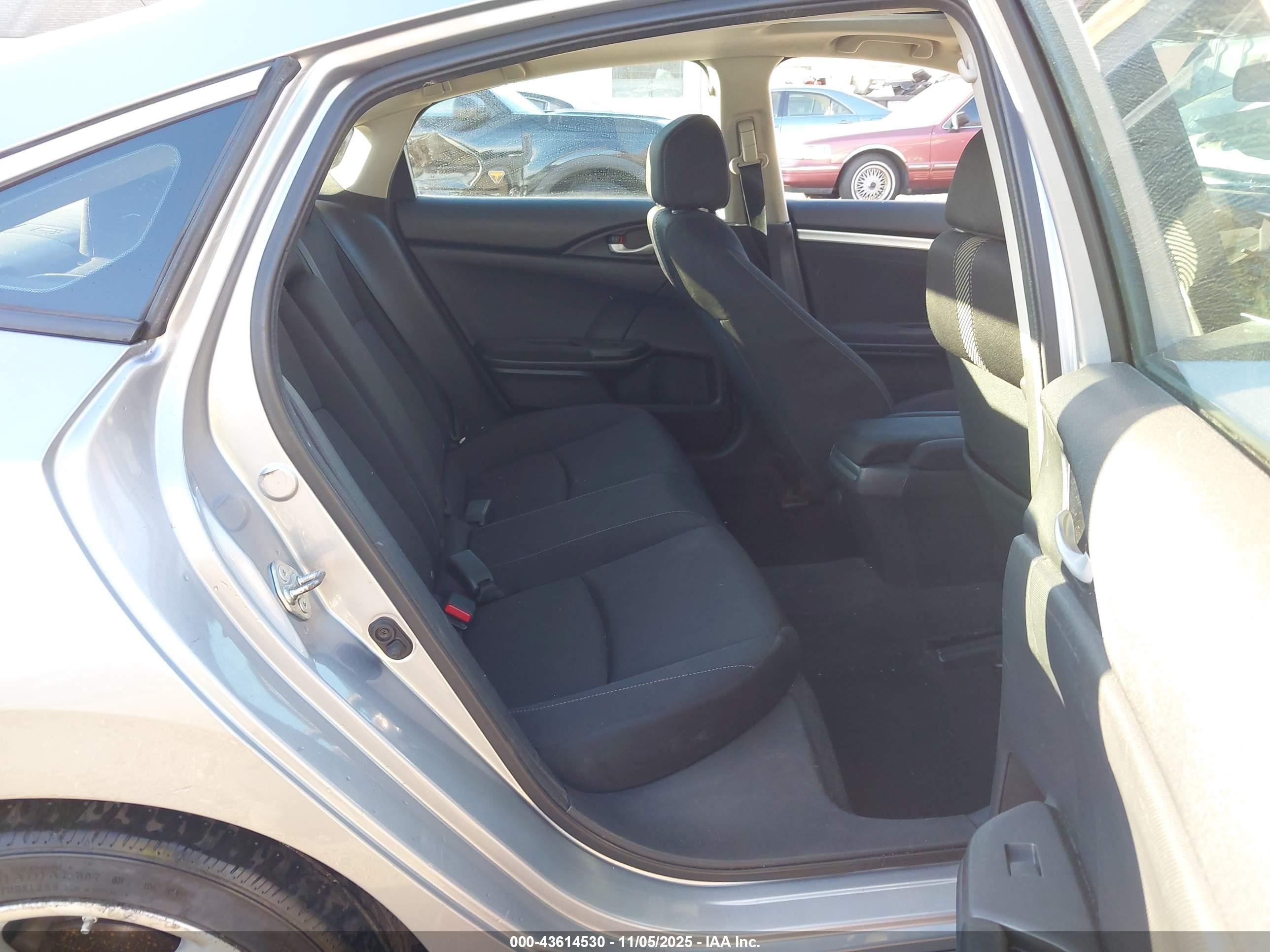 HONDA CIVIC image 8