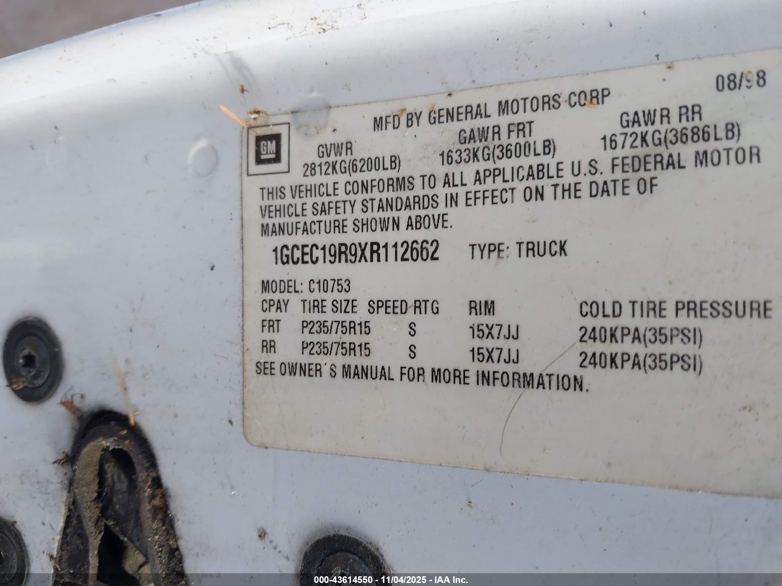 CHEVROLET C1500 image 9