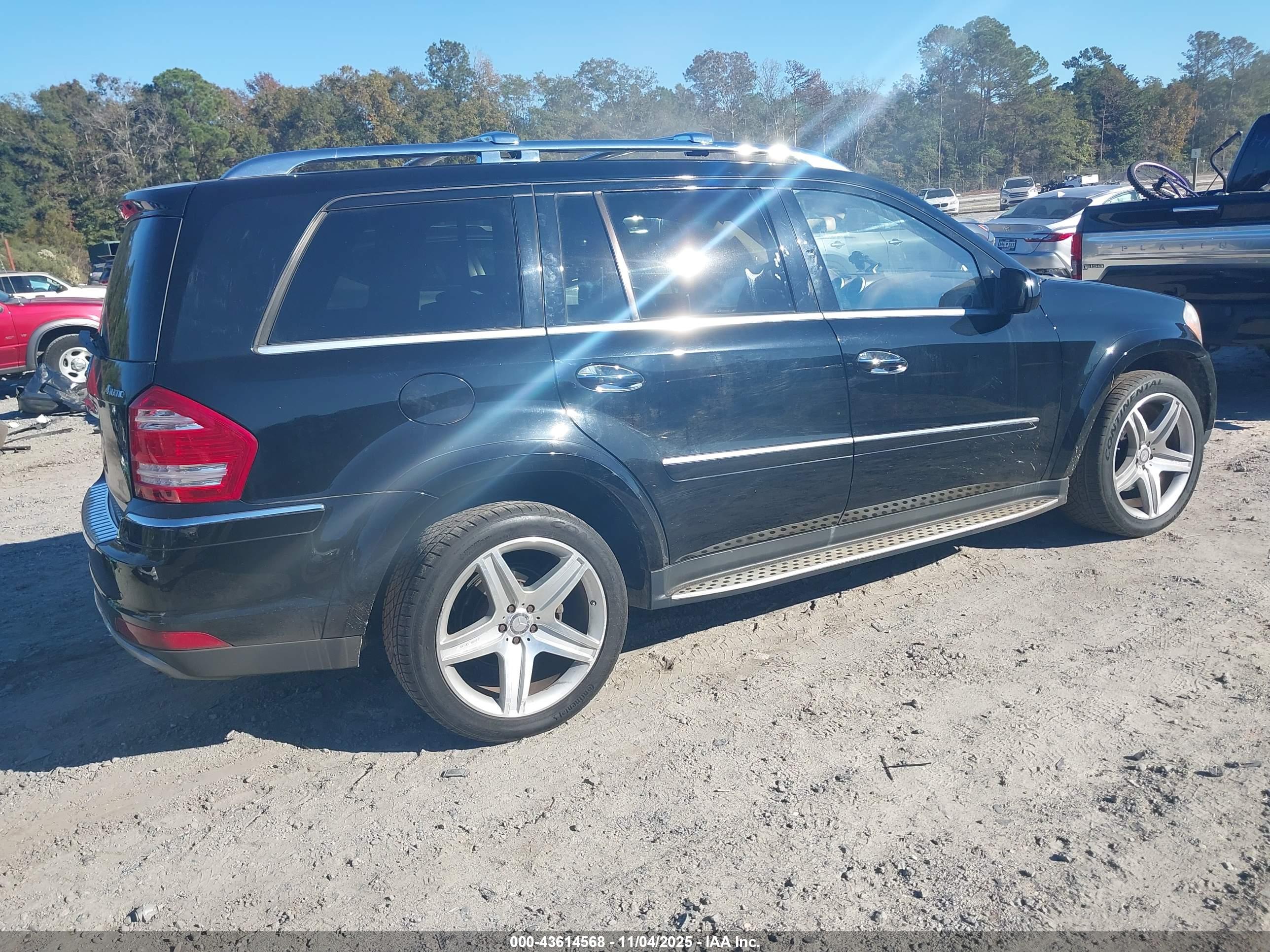 MERCEDES-BENZ GL image 4