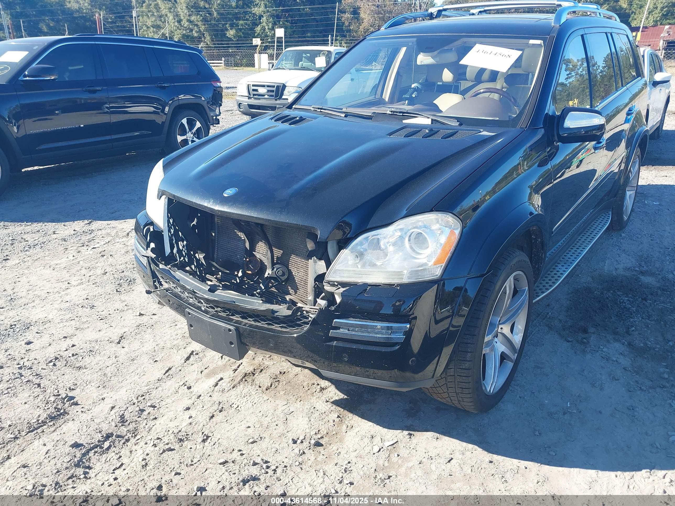 MERCEDES-BENZ GL image 6