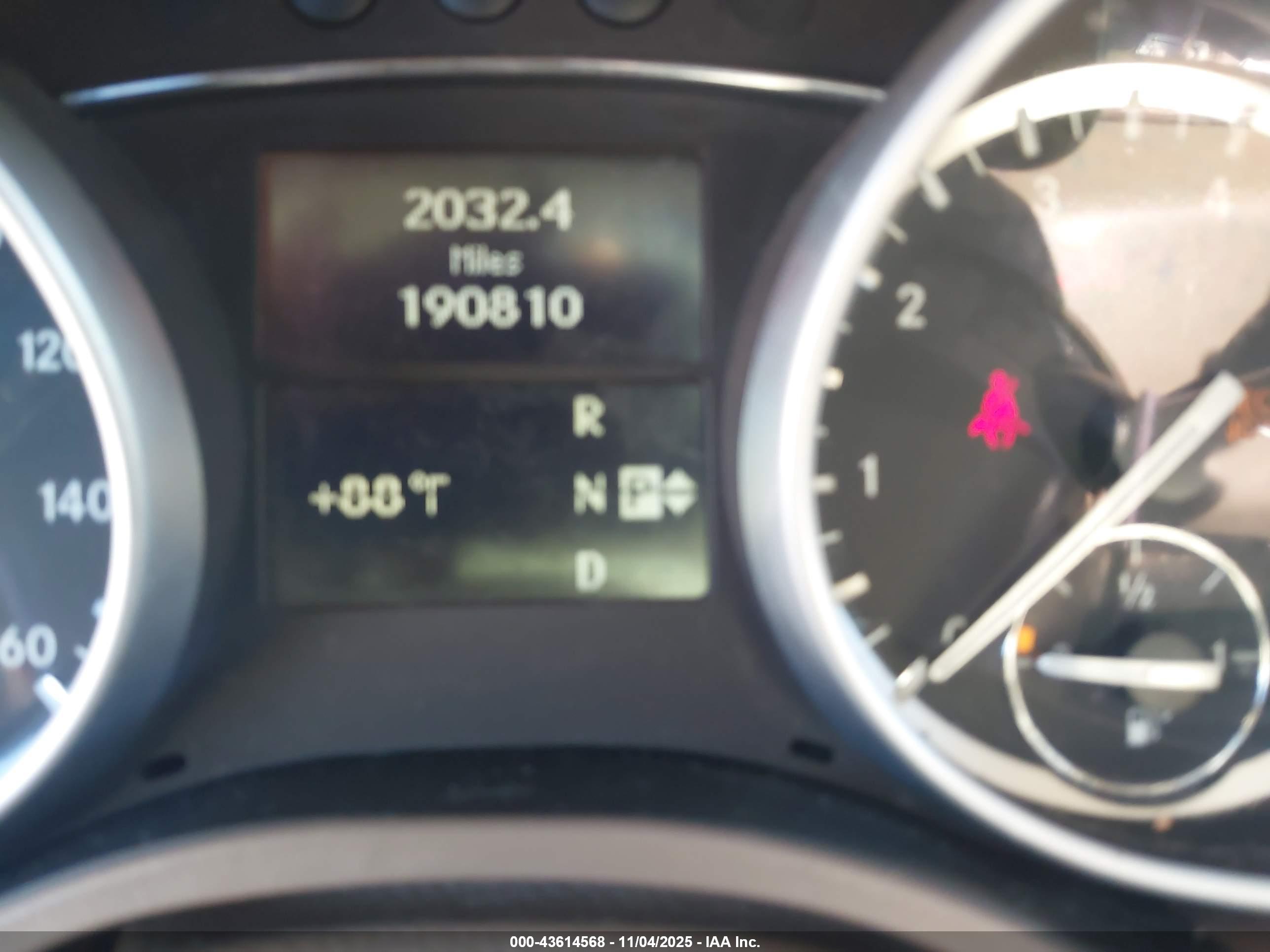 MERCEDES-BENZ GL image 7