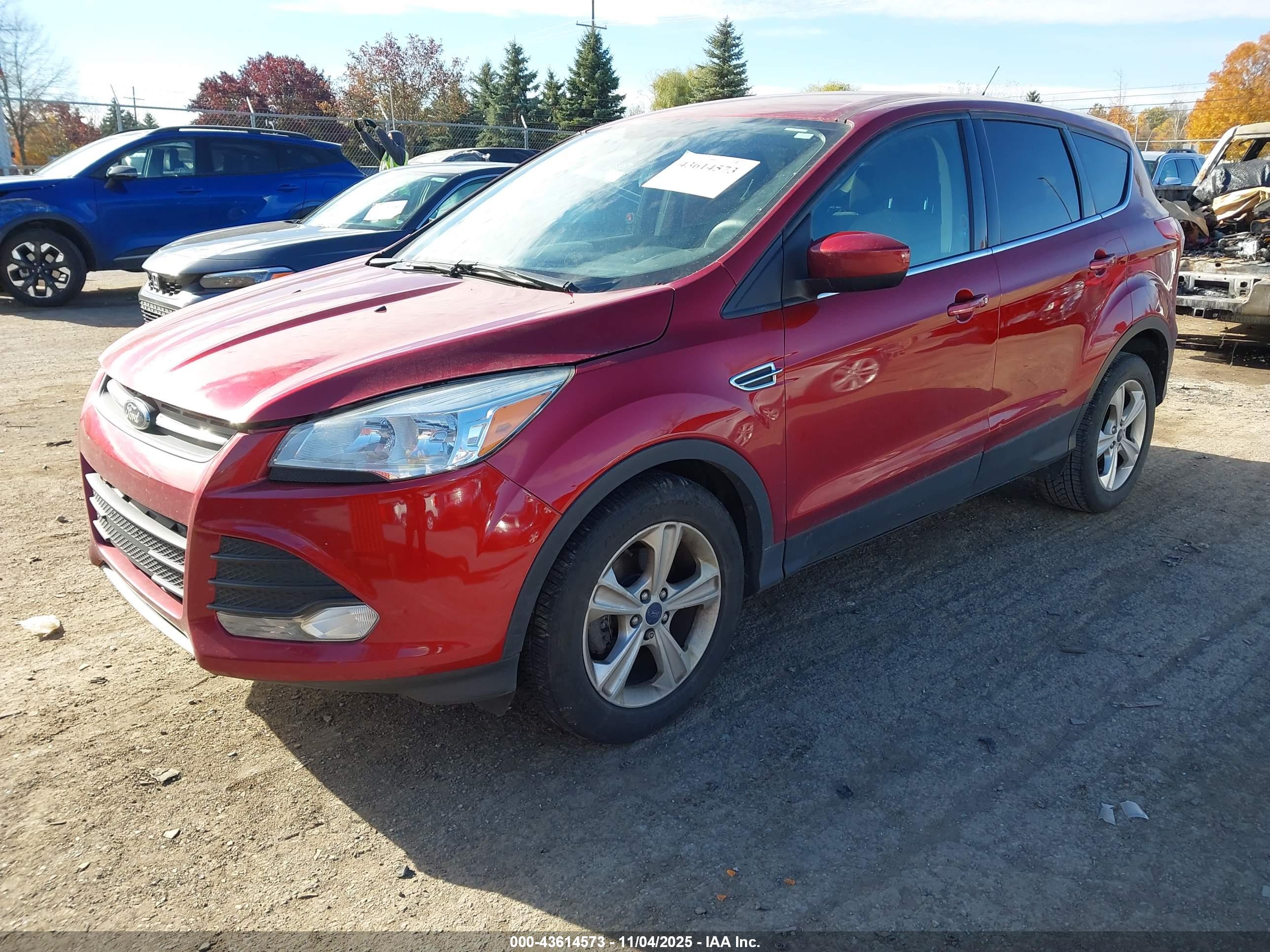 FORD ESCAPE image 2