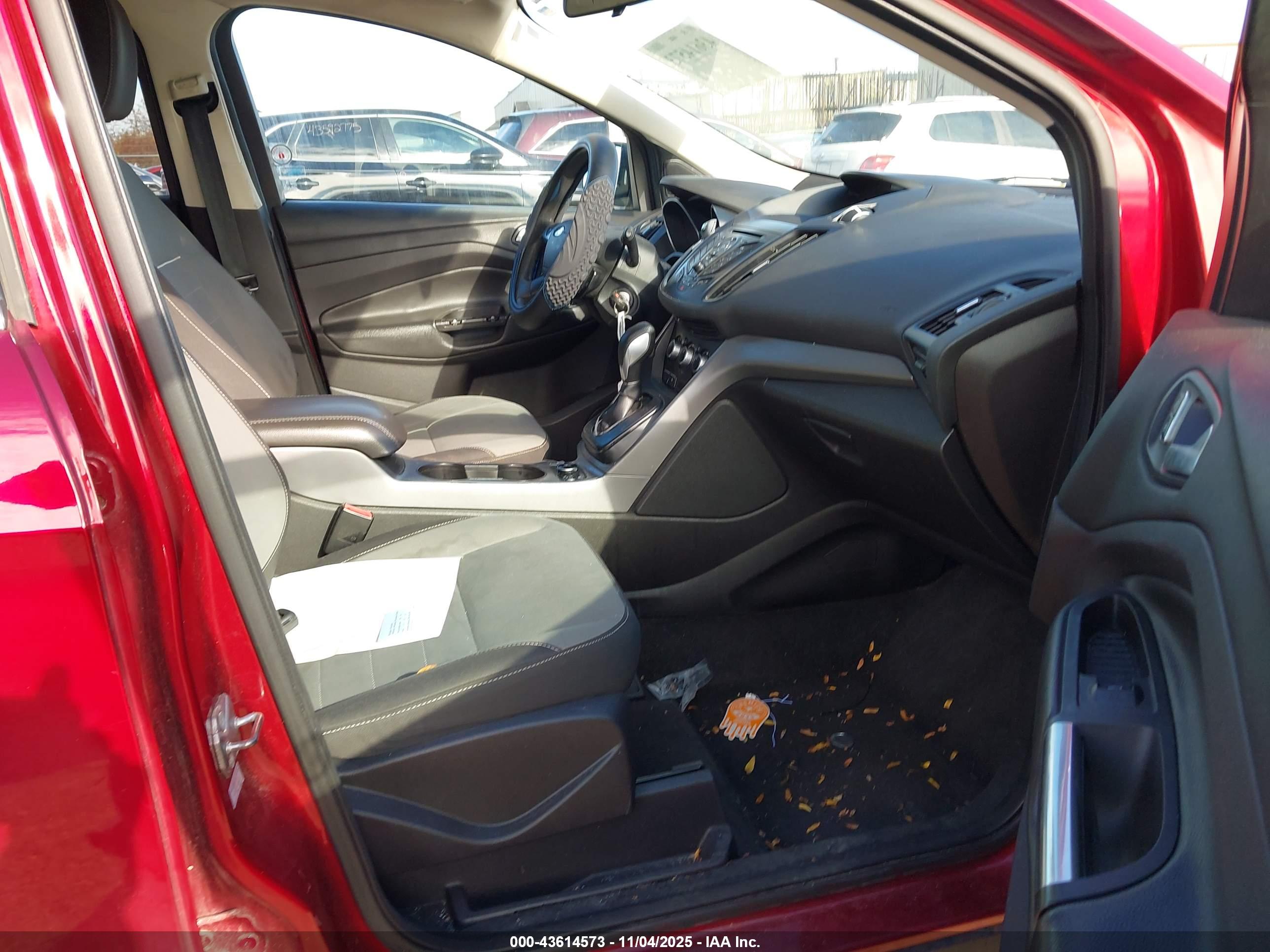 FORD ESCAPE image 5