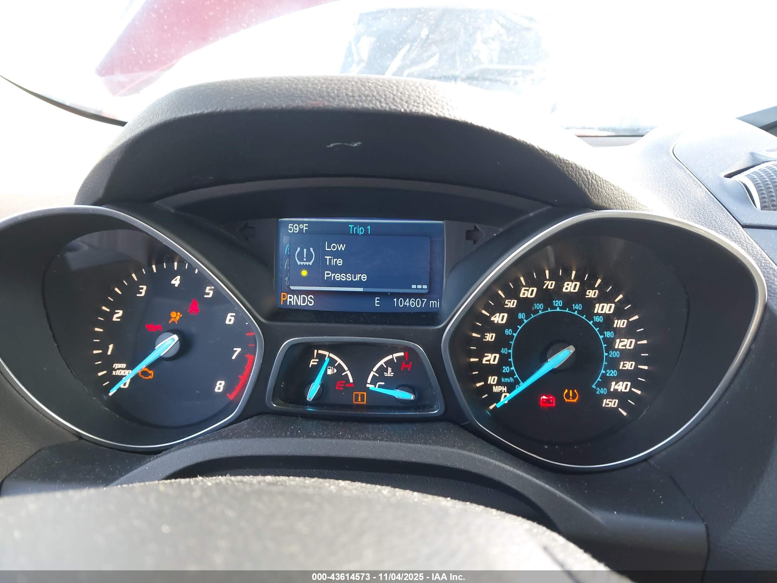 FORD ESCAPE image 7