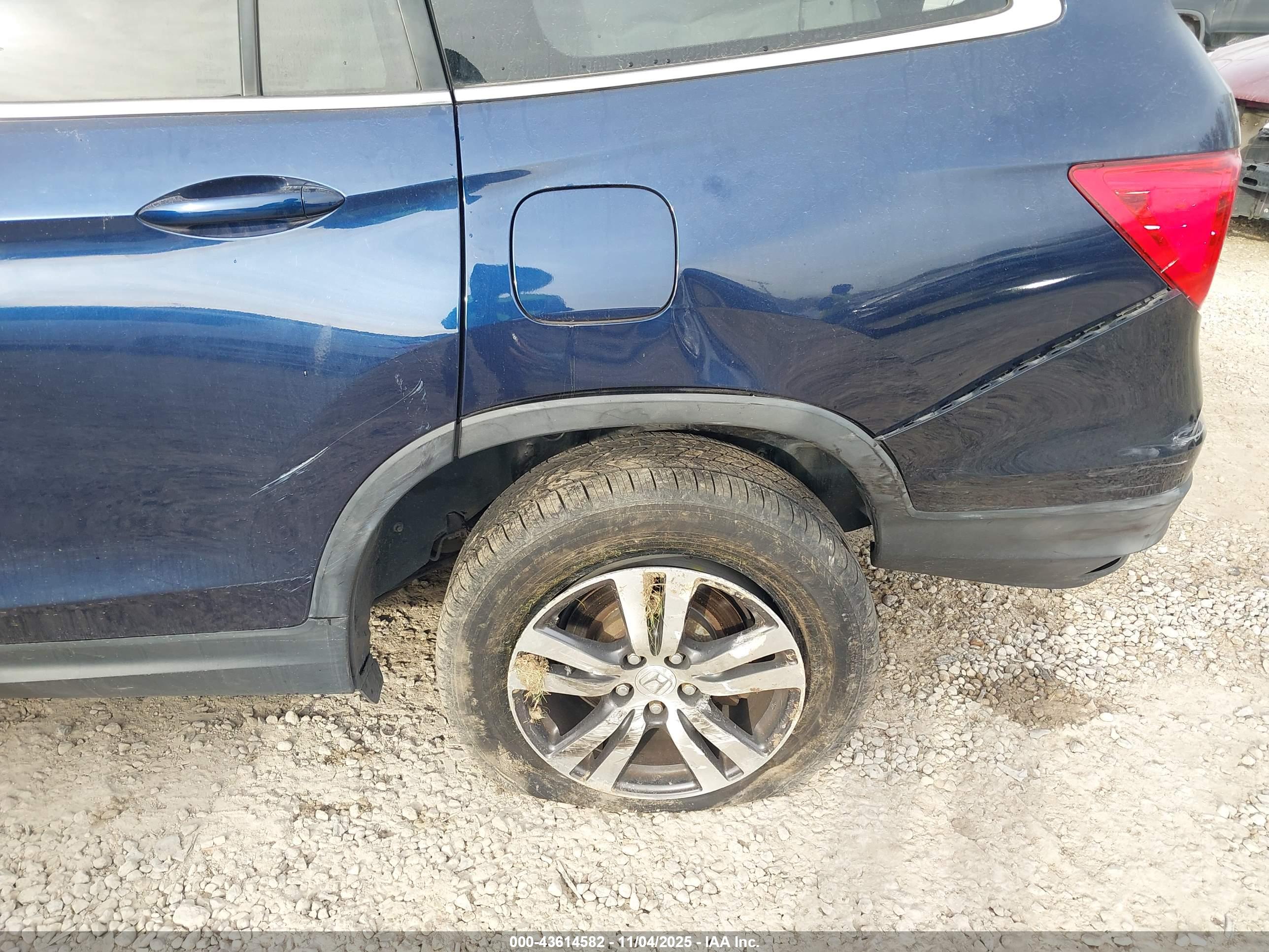 HONDA PILOT image 6