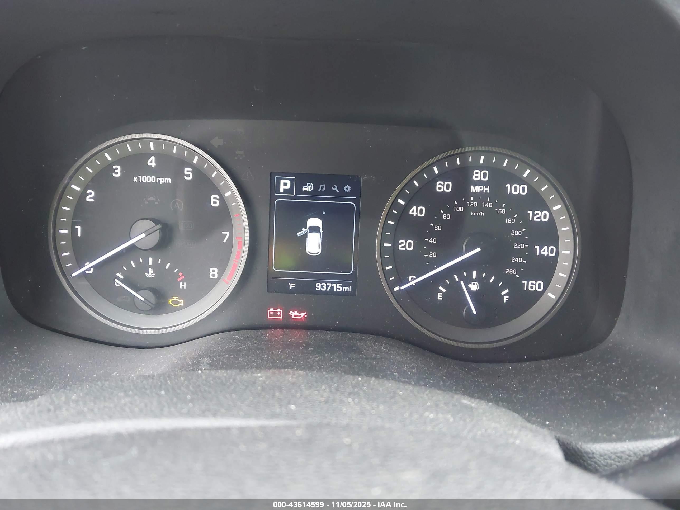 HYUNDAI TUCSON image 7