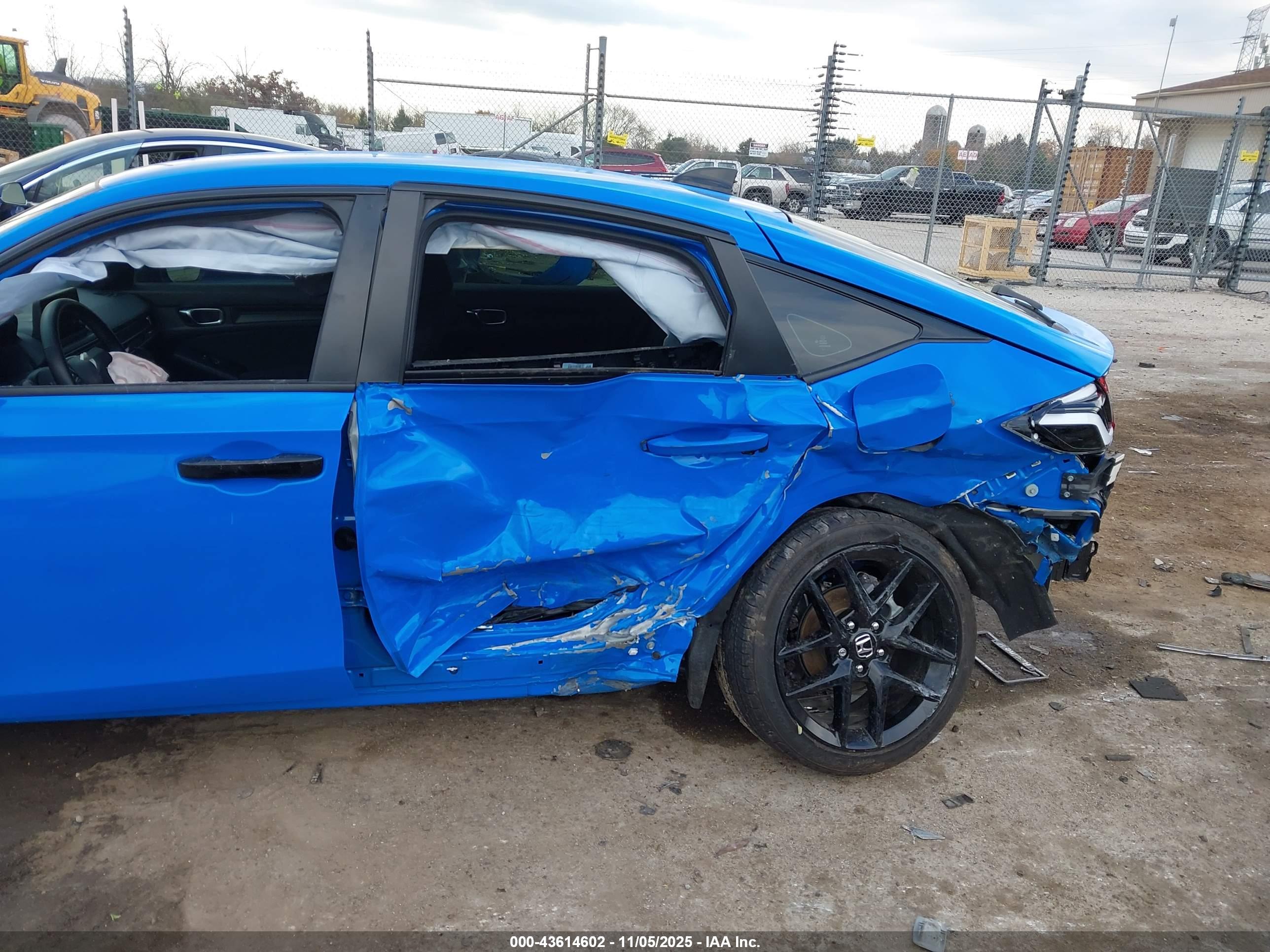 HONDA CIVIC image 6