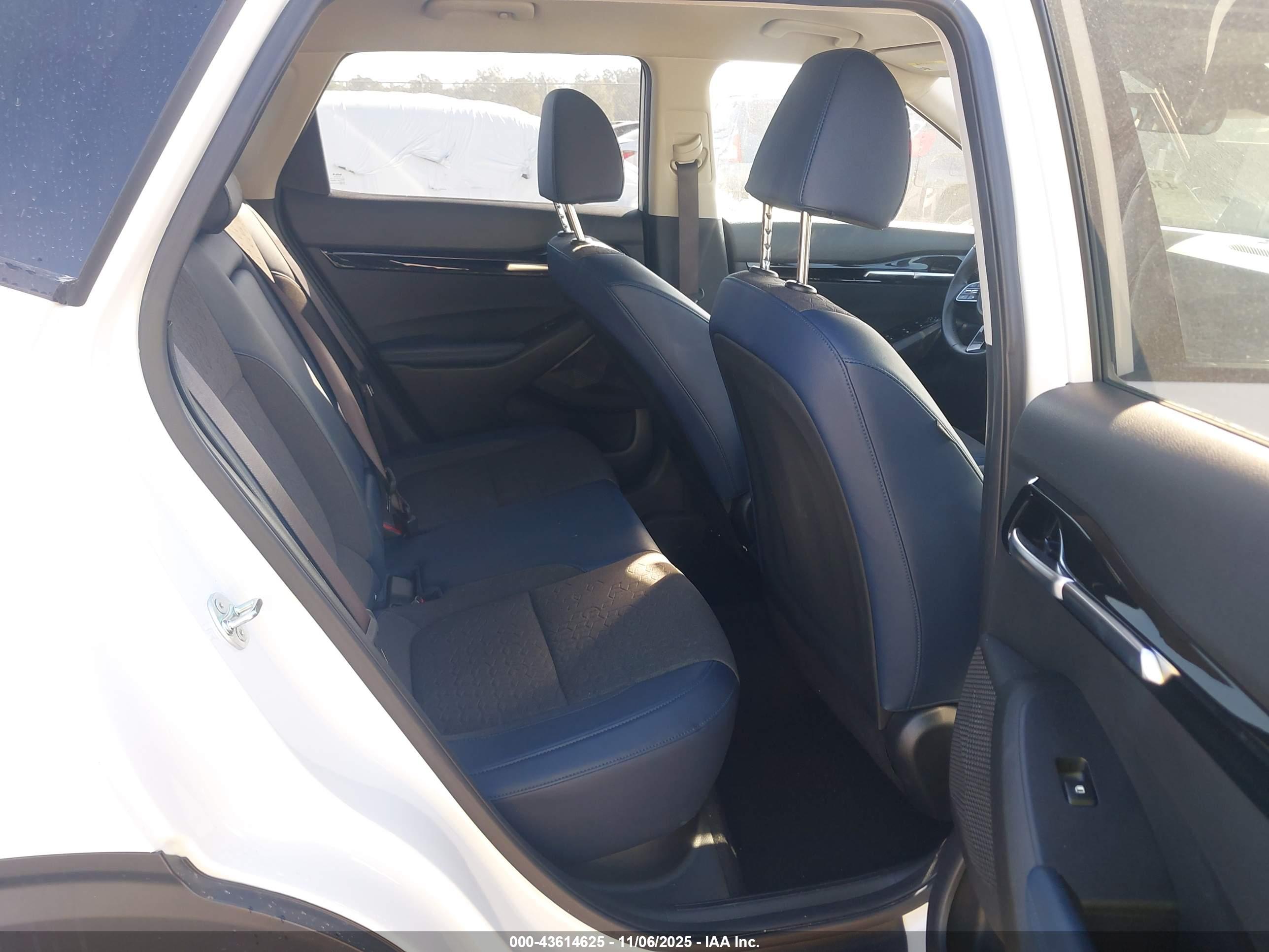 KIA SELTOS image 8
