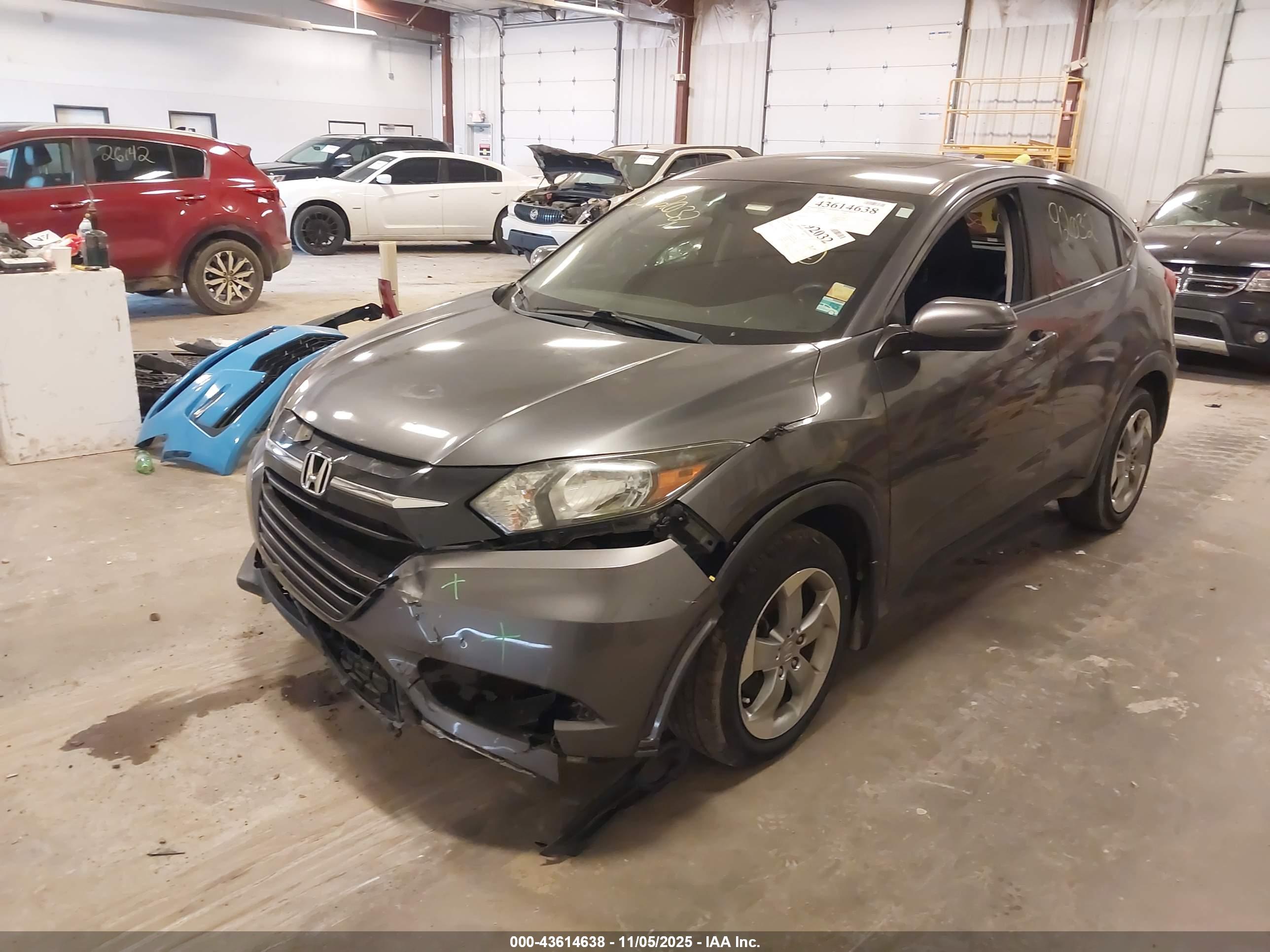 HONDA HR-V image 2