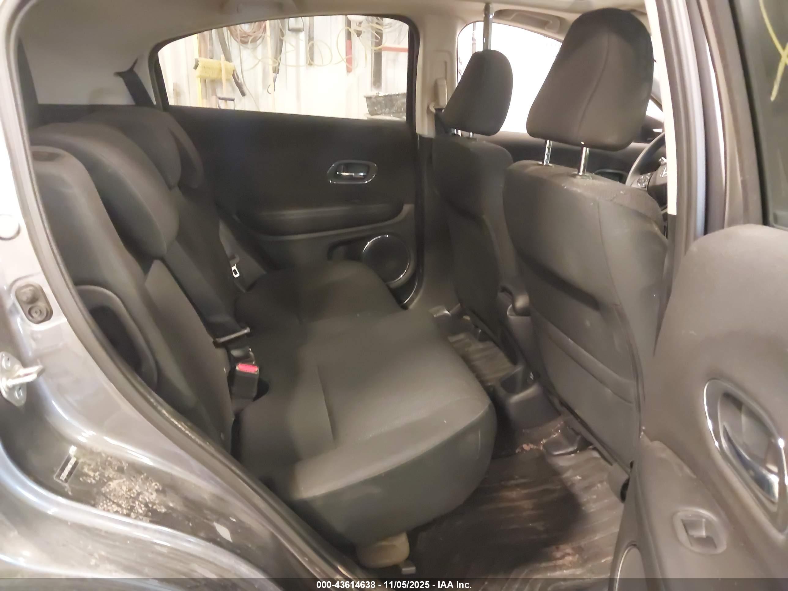 HONDA HR-V image 8