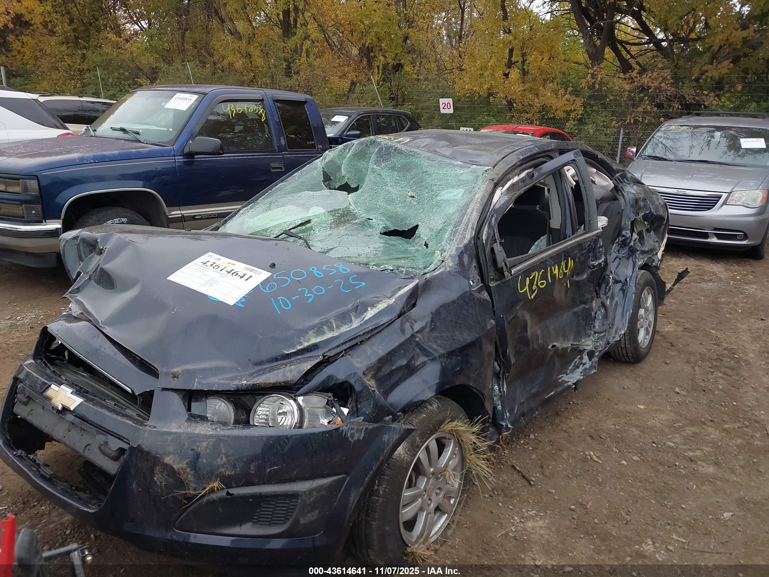CHEVROLET SONIC image 6